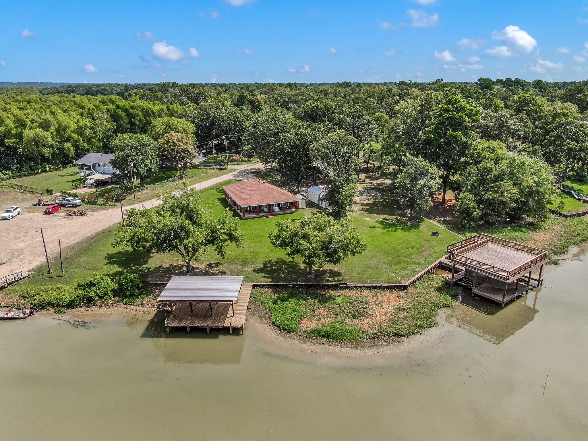 Huntsville, Texas, 77320, United States, 3 Bedrooms Bedrooms, ,2 BathroomsBathrooms,Residential,For Sale,1973925
