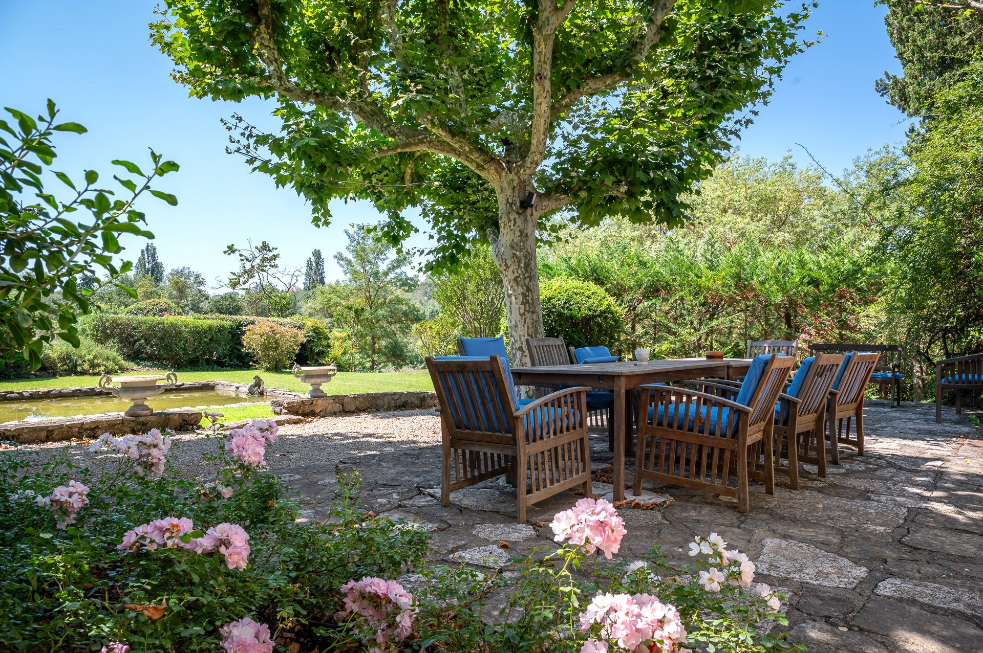  Châteauneuf-Grasse historic stone farmhouse estate with 3 hectares land, pool a… - 物件實景