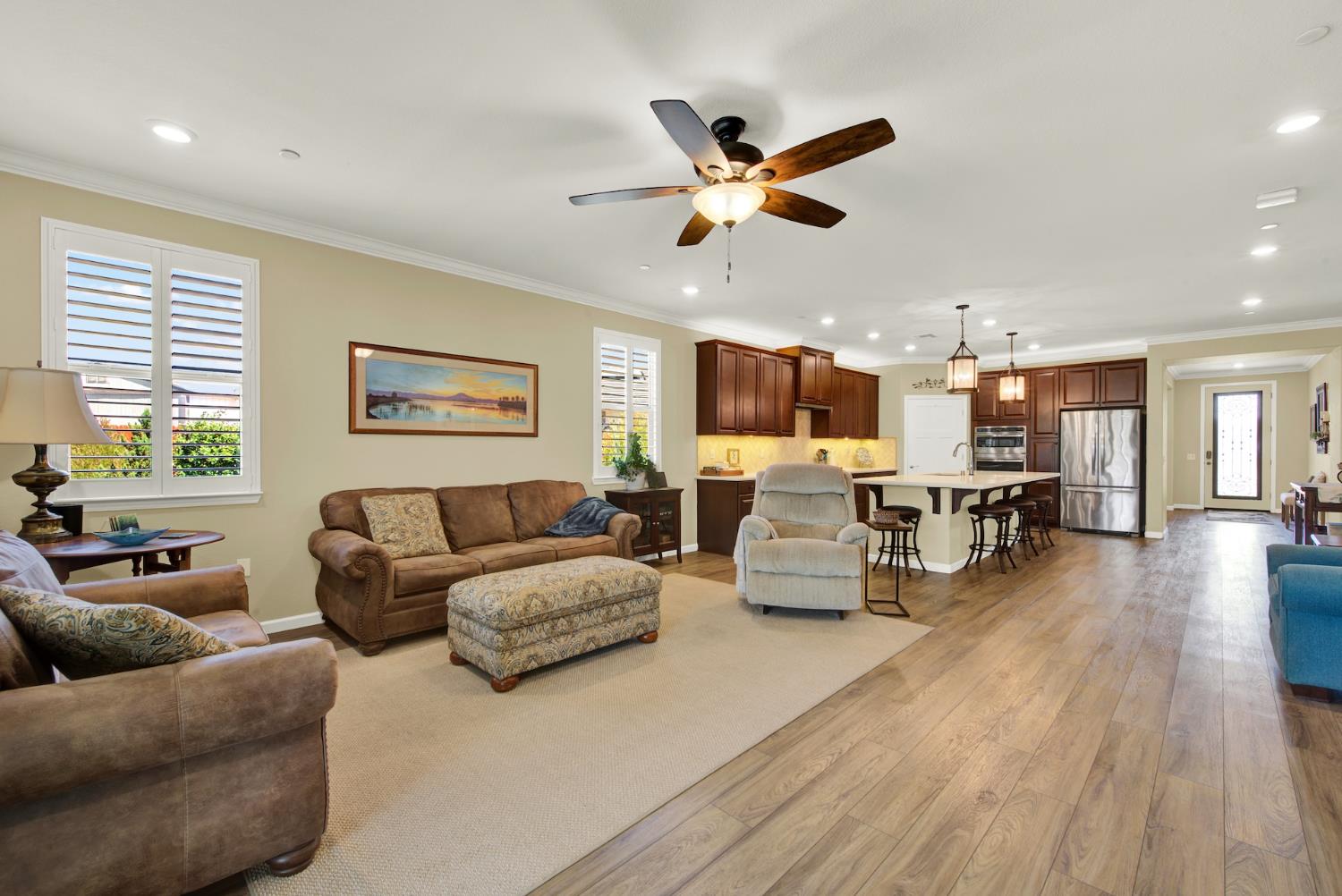 Sacramento, California, 95829, United States, 3 Bedrooms Bedrooms, ,2 BathroomsBathrooms,Residential,For Sale,1912501