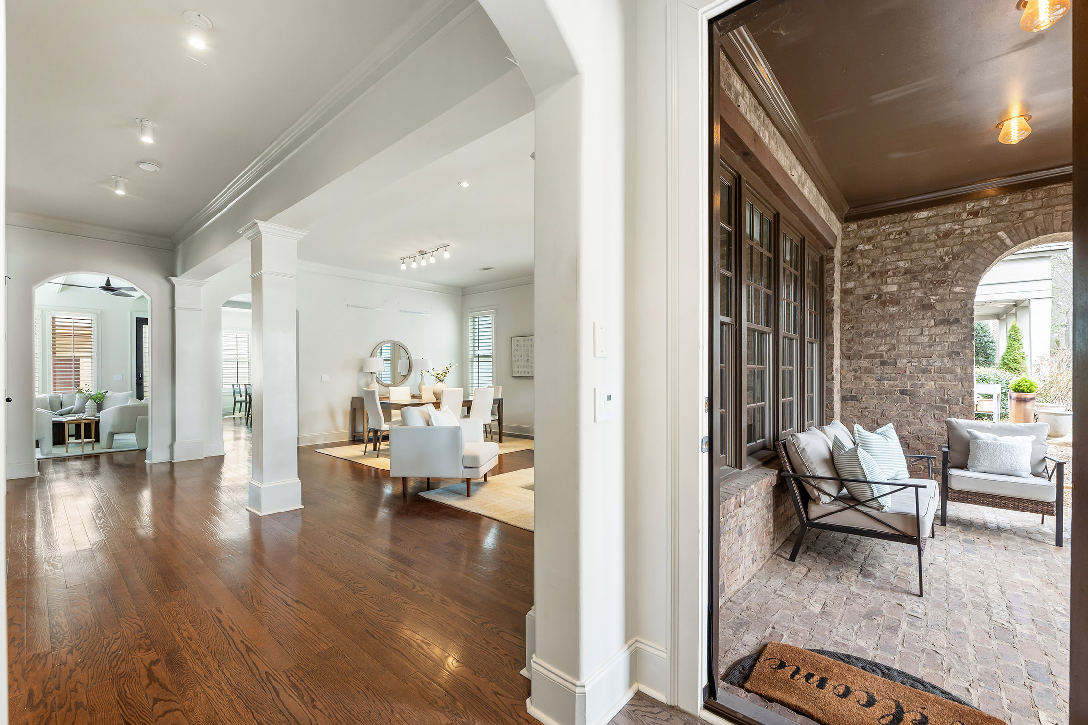  Stylish, Inviting, and Ready For Its Next Chapter - 物件實景