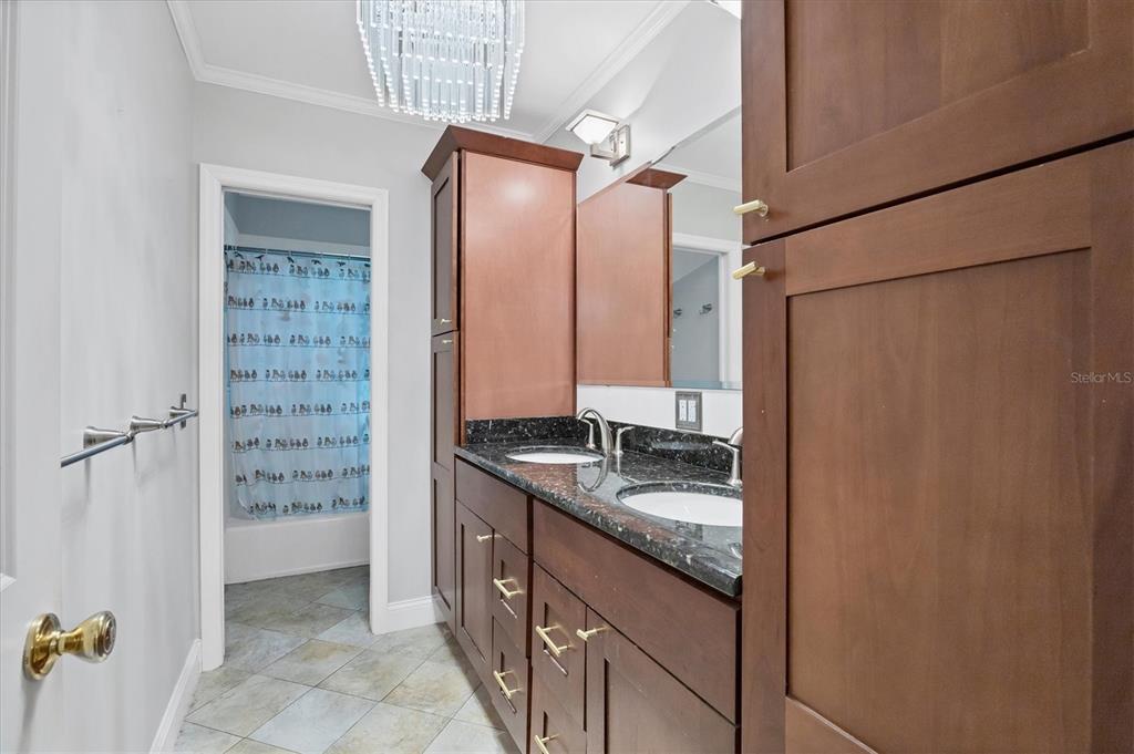 Tampa, Florida, 33629, United States, 4 Bedrooms Bedrooms, ,3 BathroomsBathrooms,Residential,For Sale,1885727