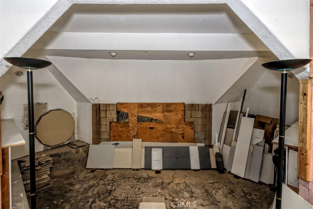 Newberry Springs, California, 92365, United States, 4 Bedrooms Bedrooms, ,6 BathroomsBathrooms,Residential,For Sale,1990195