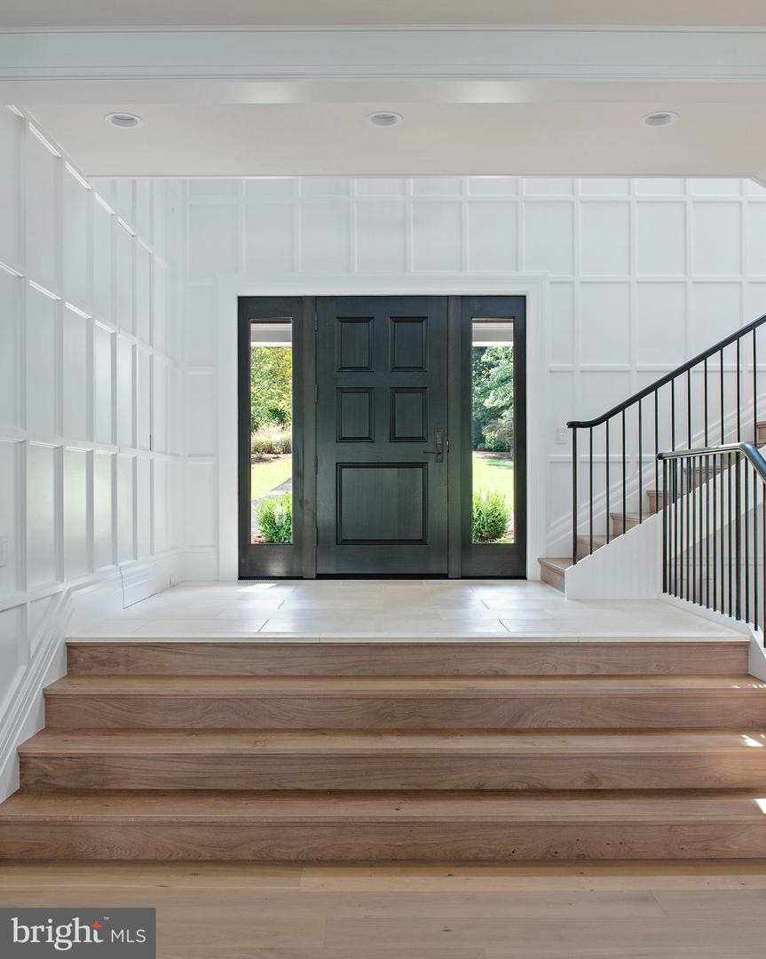 Annapolis, Maryland, 21403, United States, 4 Bedrooms Bedrooms, ,6 BathroomsBathrooms,Residential,For Sale,1940452