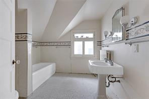 Smiths Falls, Ontario, K7A 1R3, CA, 3 Bedrooms Bedrooms, ,2 BathroomsBathrooms,Residential,For Sale,1997301