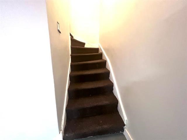Jersey City, New Jersey, 07306, United States, 6 Bedrooms Bedrooms, ,2 BathroomsBathrooms,Residential,For Sale,1926041