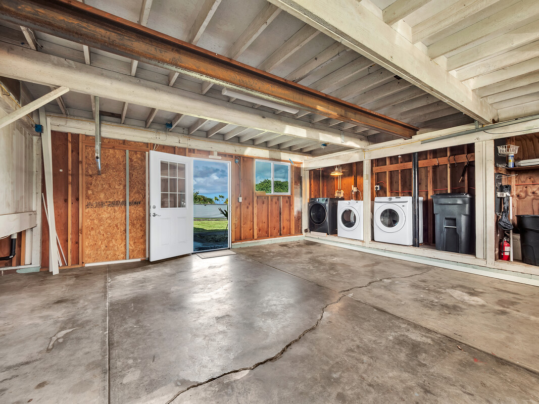 Hilo, Hawaii, 96720, United States, 4 Bedrooms Bedrooms, ,2 BathroomsBathrooms,Residential,For Sale,1838914