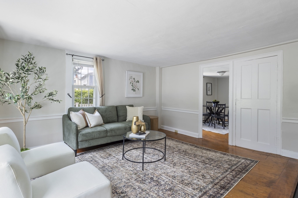 Hingham, Massachusetts, 02043, United States, 4 Bedrooms Bedrooms, ,3 BathroomsBathrooms,Residential,For Sale,1881278