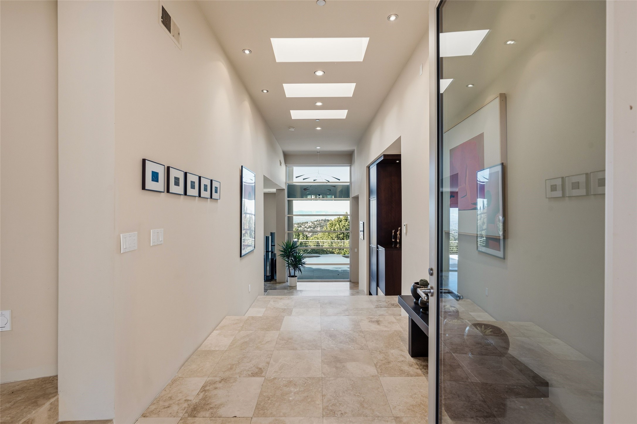  1135 S Summit Drive - 物件實景