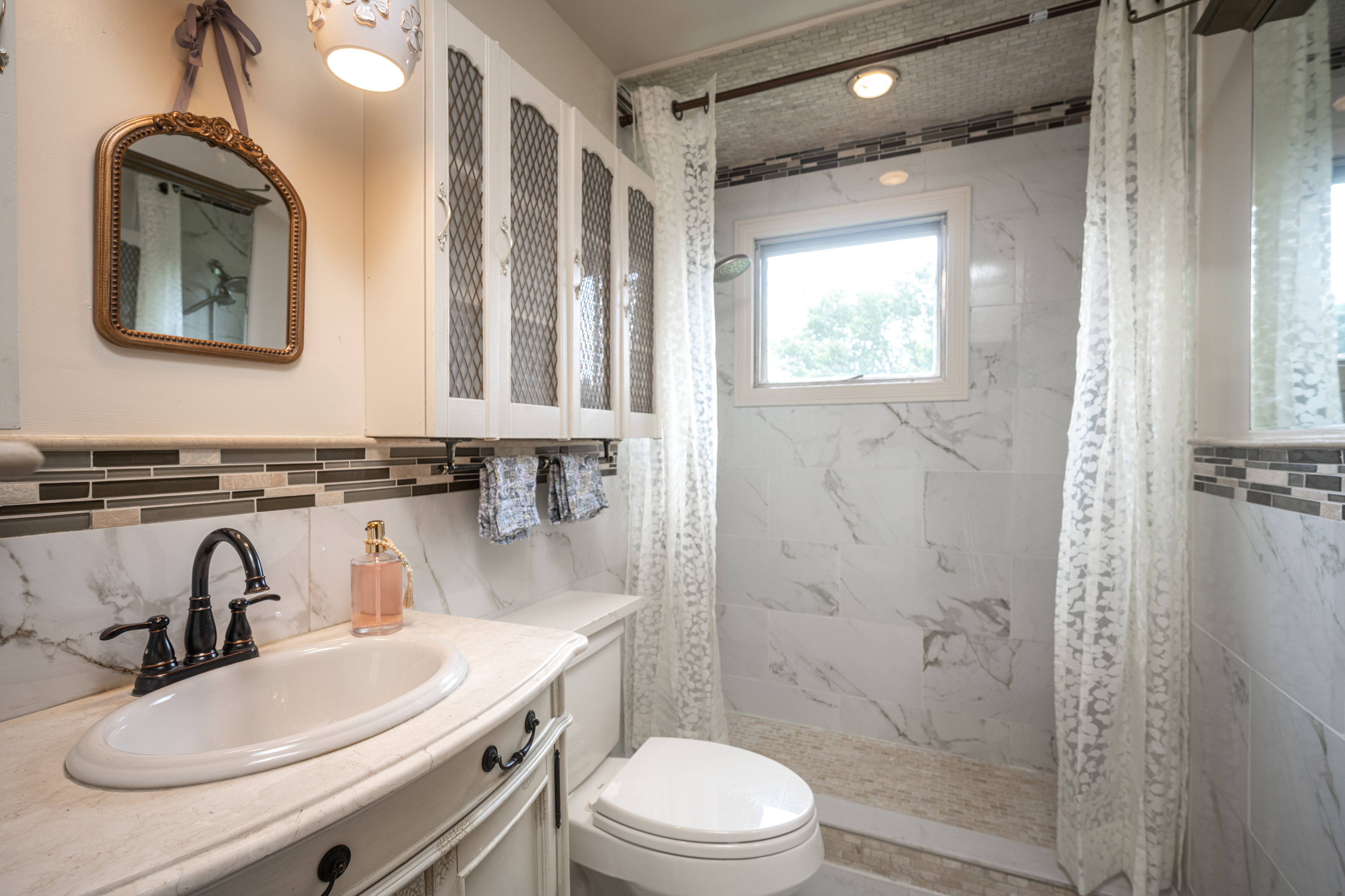  Ranch Style Home in Huntington Neighborhood - 物件實景