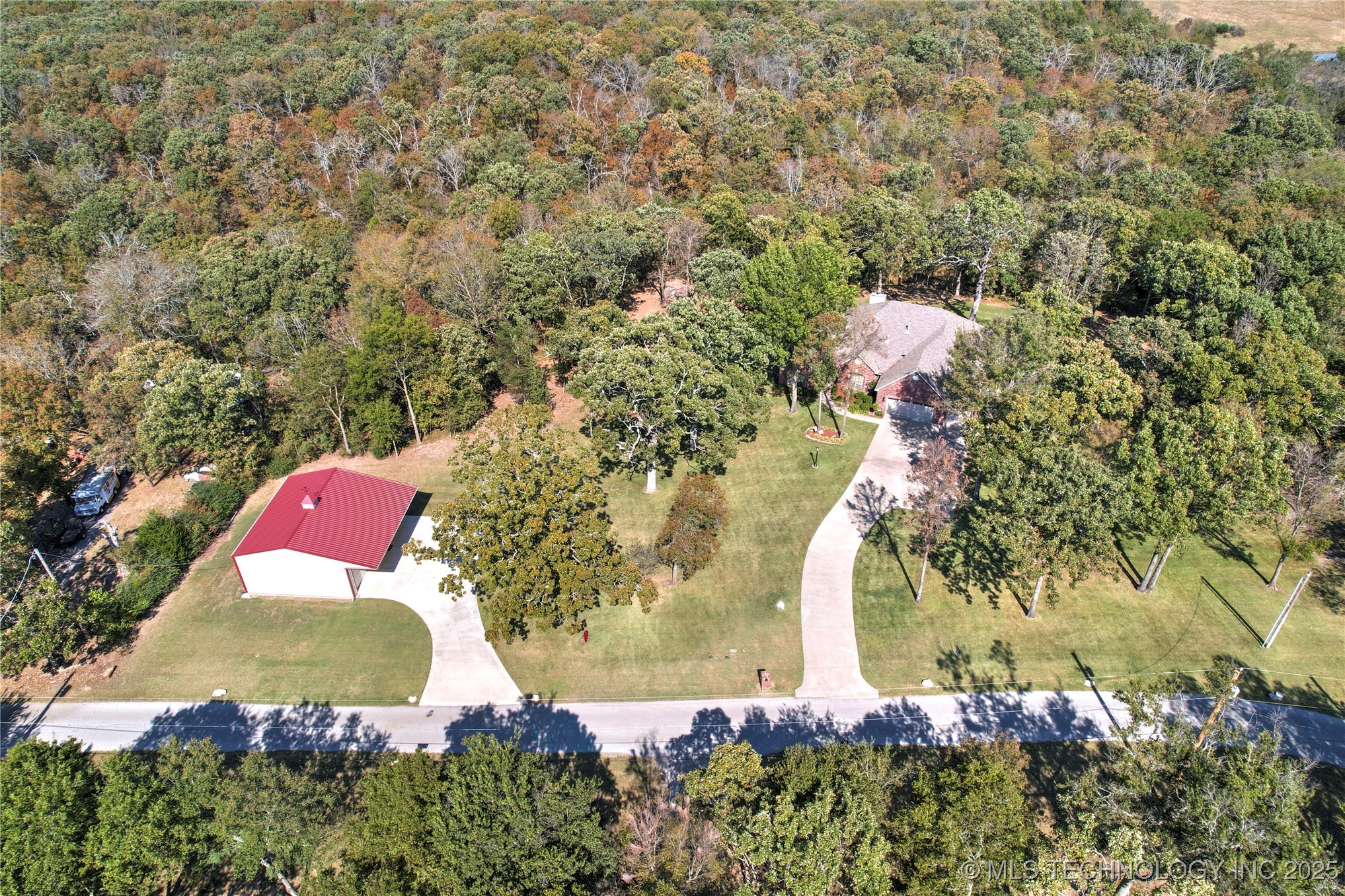 Catoosa, Oklahoma, 74015, United States, 3 Bedrooms Bedrooms, ,3 BathroomsBathrooms,Residential,For Sale,1987944