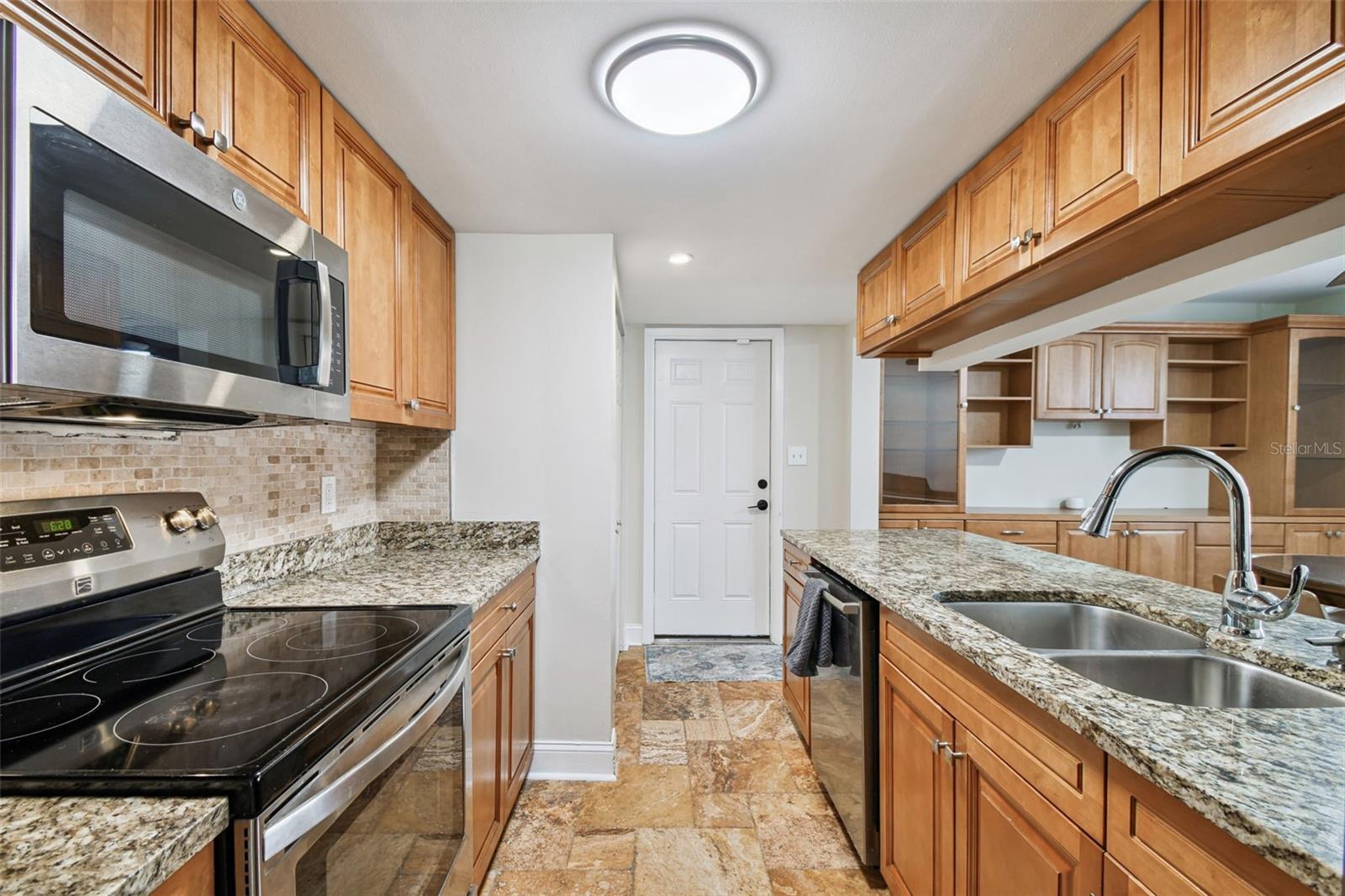 Tampa, Florida, 33609, United States, 3 Bedrooms Bedrooms, ,3 BathroomsBathrooms,Residential,For Sale,1981719