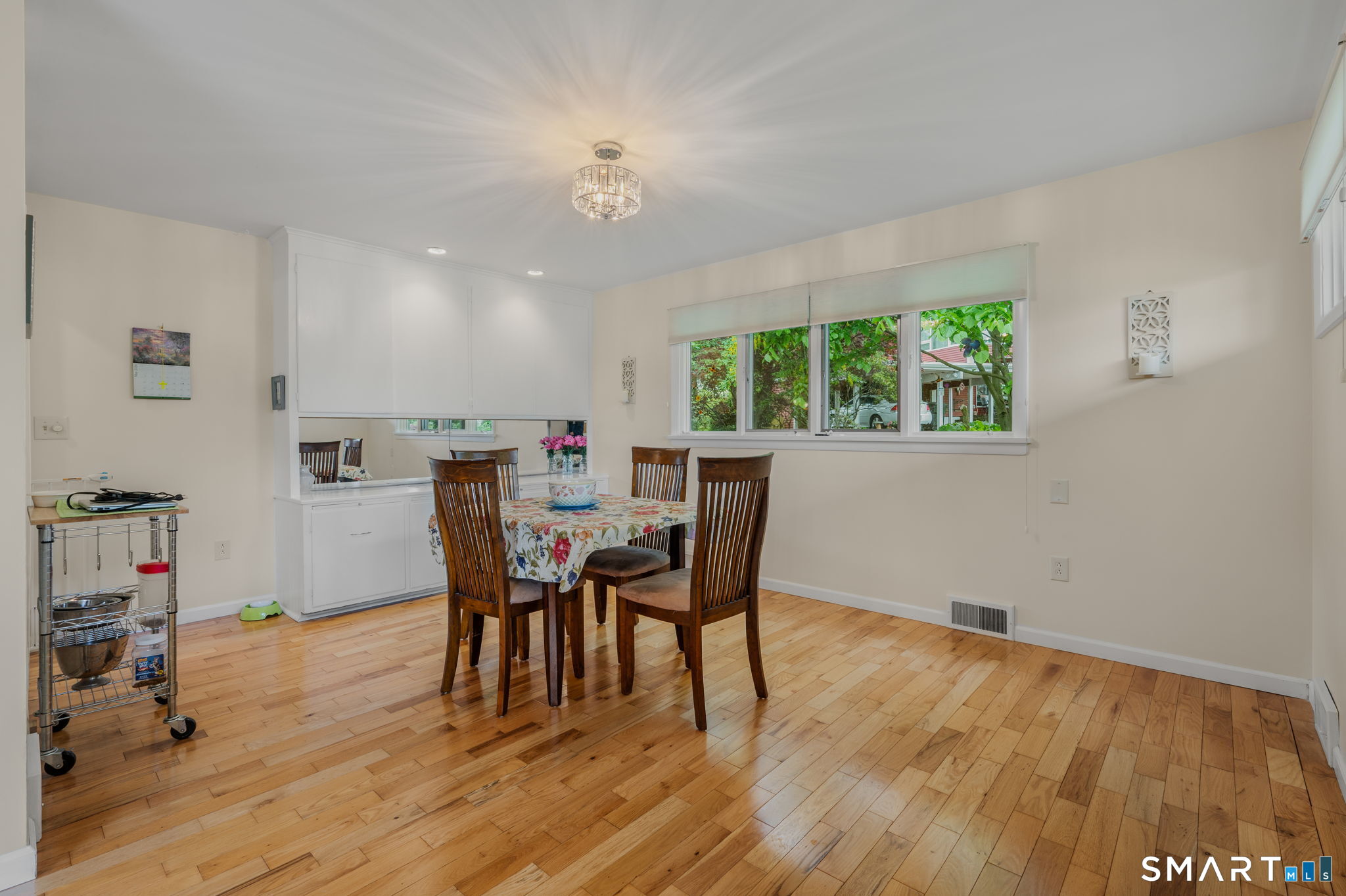 New London, Connecticut, 06320, United States, 4 Bedrooms Bedrooms, ,4 BathroomsBathrooms,Residential,For Sale,2048761