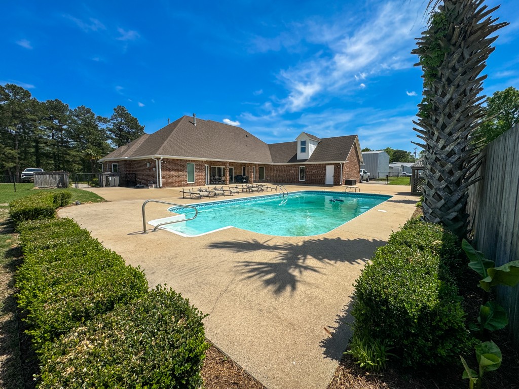 Bloomburg, Texas, 75556, United States, 4 Bedrooms Bedrooms, ,2 BathroomsBathrooms,Residential,For Sale,1789211