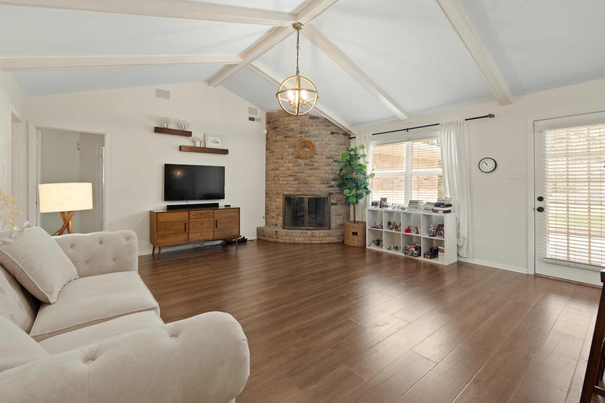 Houston, Texas, 77096, United States, 3 Bedrooms Bedrooms, ,2 BathroomsBathrooms,Residential,For Sale,1998285