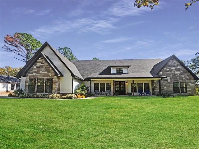 Tahlequah, Oklahoma, 74464, United States, 4 Bedrooms Bedrooms, ,4 BathroomsBathrooms,Residential,For Sale,2040103