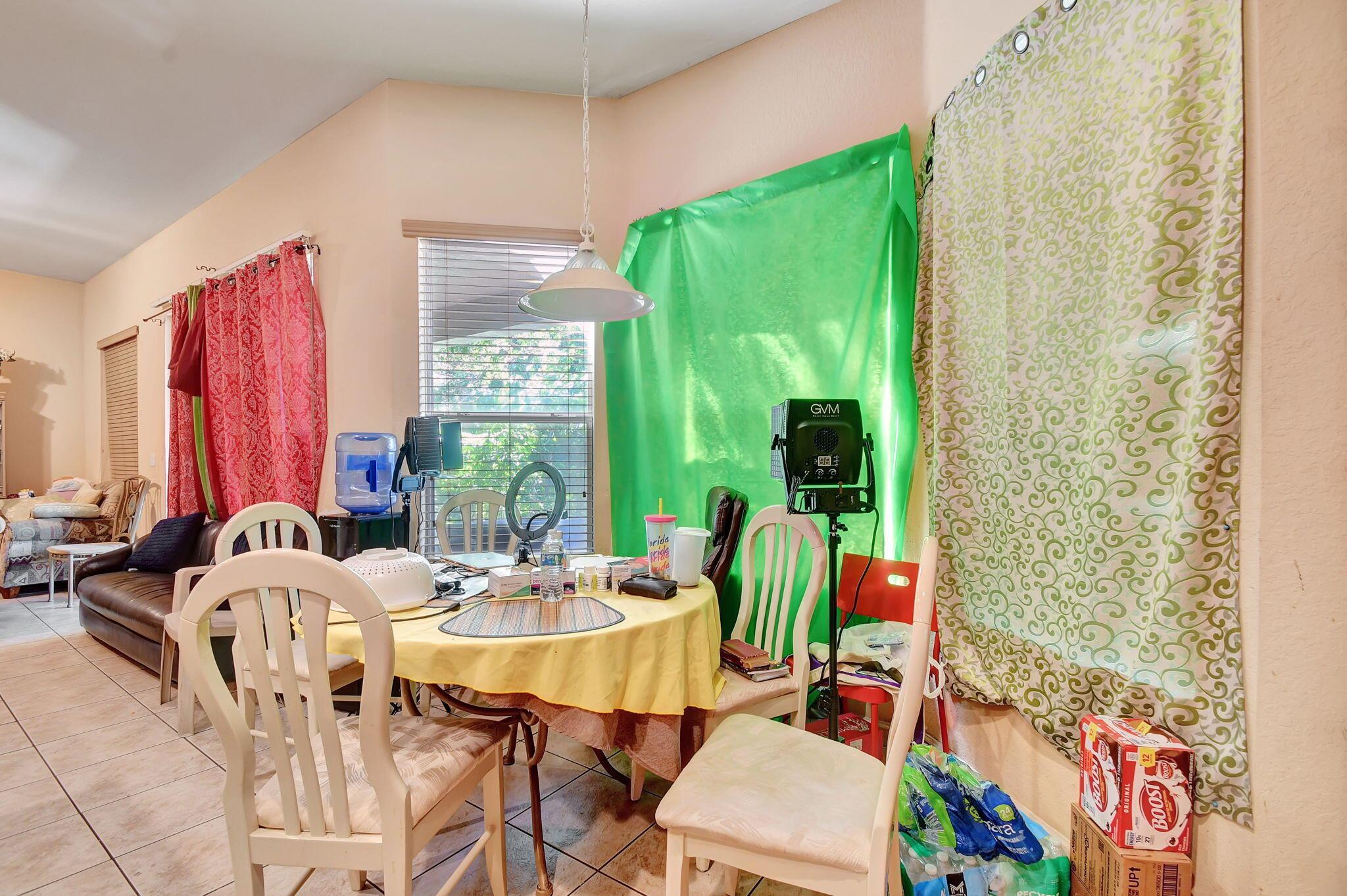 Boynton Beach, Florida, 33436, United States, 4 Bedrooms Bedrooms, ,3 BathroomsBathrooms,Residential,For Sale,1869524