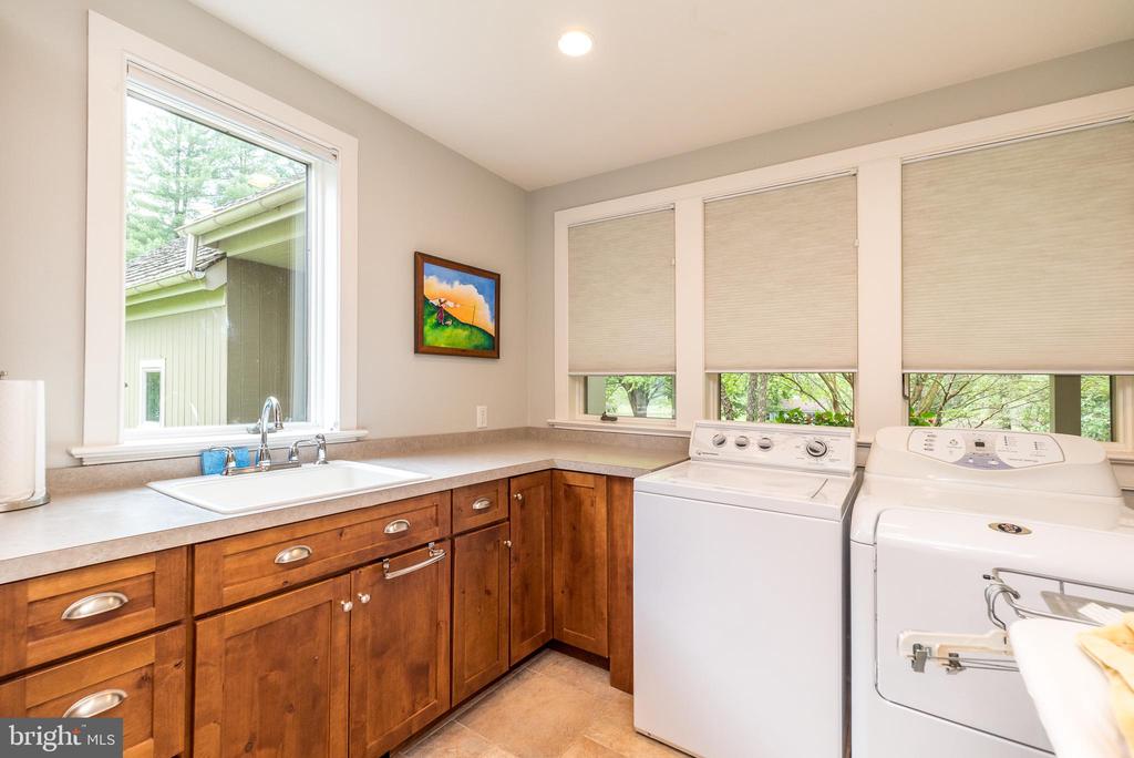 Point Pleasant, Pennsylvania, 18950, United States, 4 Bedrooms Bedrooms, ,6 BathroomsBathrooms,Residential,For Sale,1794565