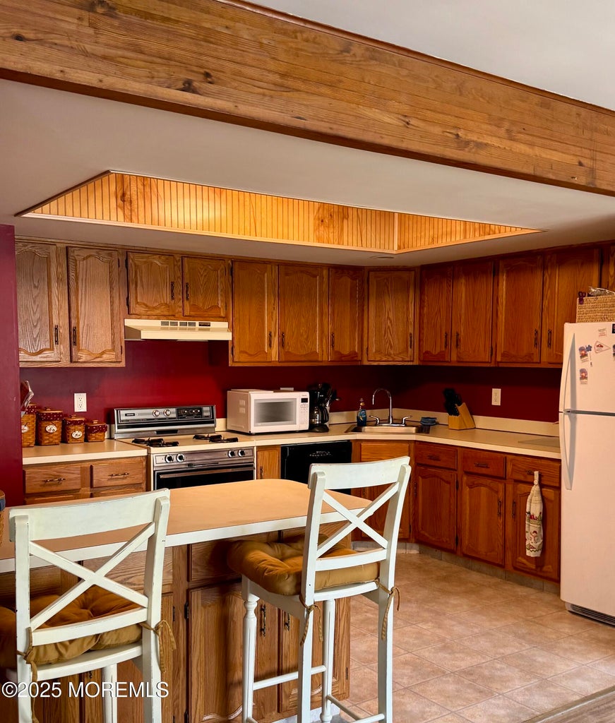 Seaside Park, New Jersey, 08752, United States, 2 Bedrooms Bedrooms, ,2 BathroomsBathrooms,Residential,For Sale,1975556