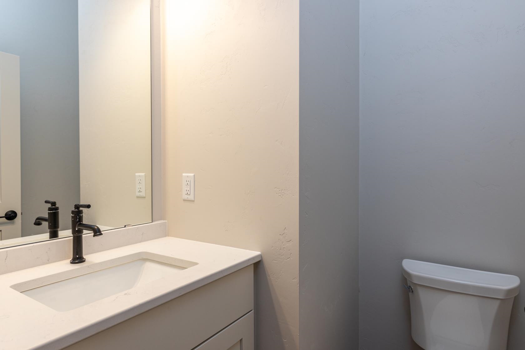Kimberly, Wisconsin, 54136, United States, 4 Bedrooms Bedrooms, ,3 BathroomsBathrooms,Residential,For Sale,1851194
