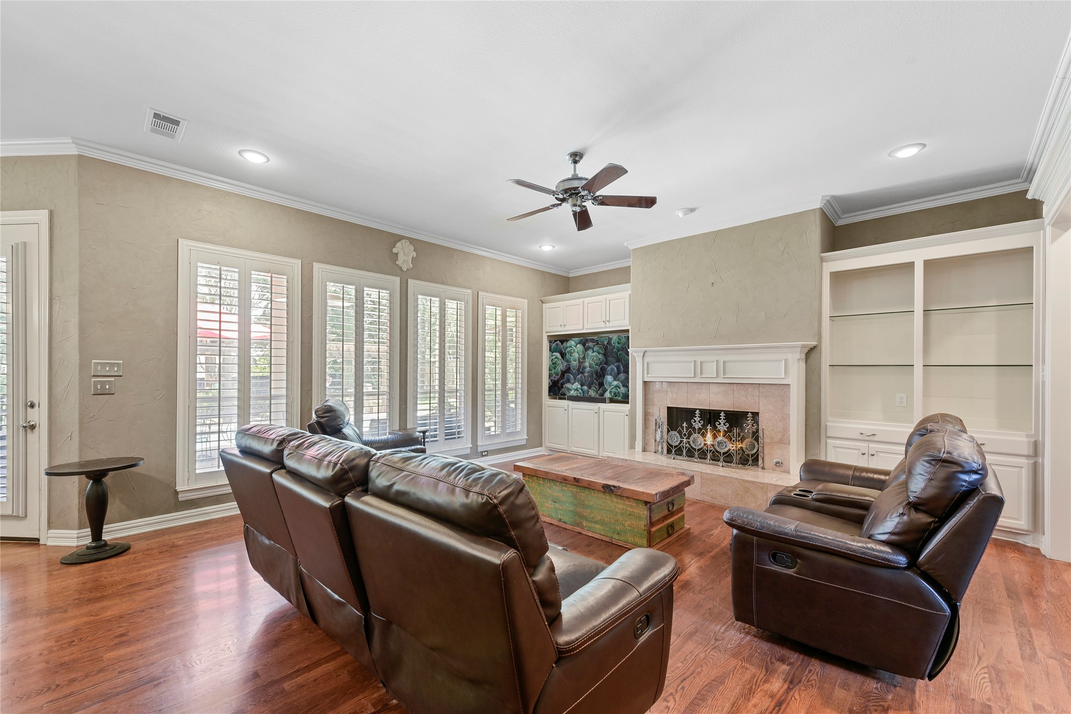 Heath, Texas, 75032, United States, 4 Bedrooms Bedrooms, ,3 BathroomsBathrooms,Residential,For Sale,1829391