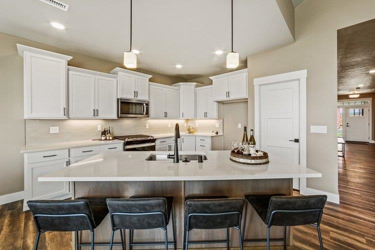 Colbert, Washington, 99005, United States, 4 Bedrooms Bedrooms, ,3 BathroomsBathrooms,Residential,For Sale,1777923