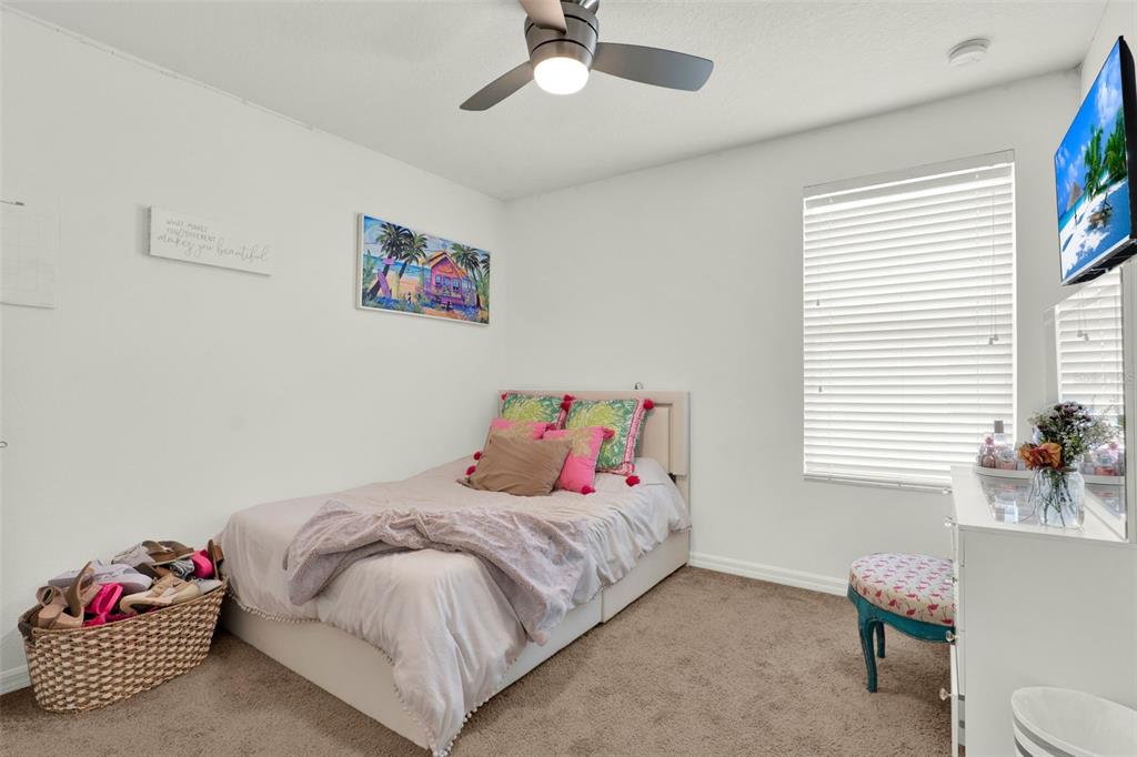 Winter Garden, Florida, 34787, United States, 6 Bedrooms Bedrooms, ,3 BathroomsBathrooms,Residential,For Sale,1907719
