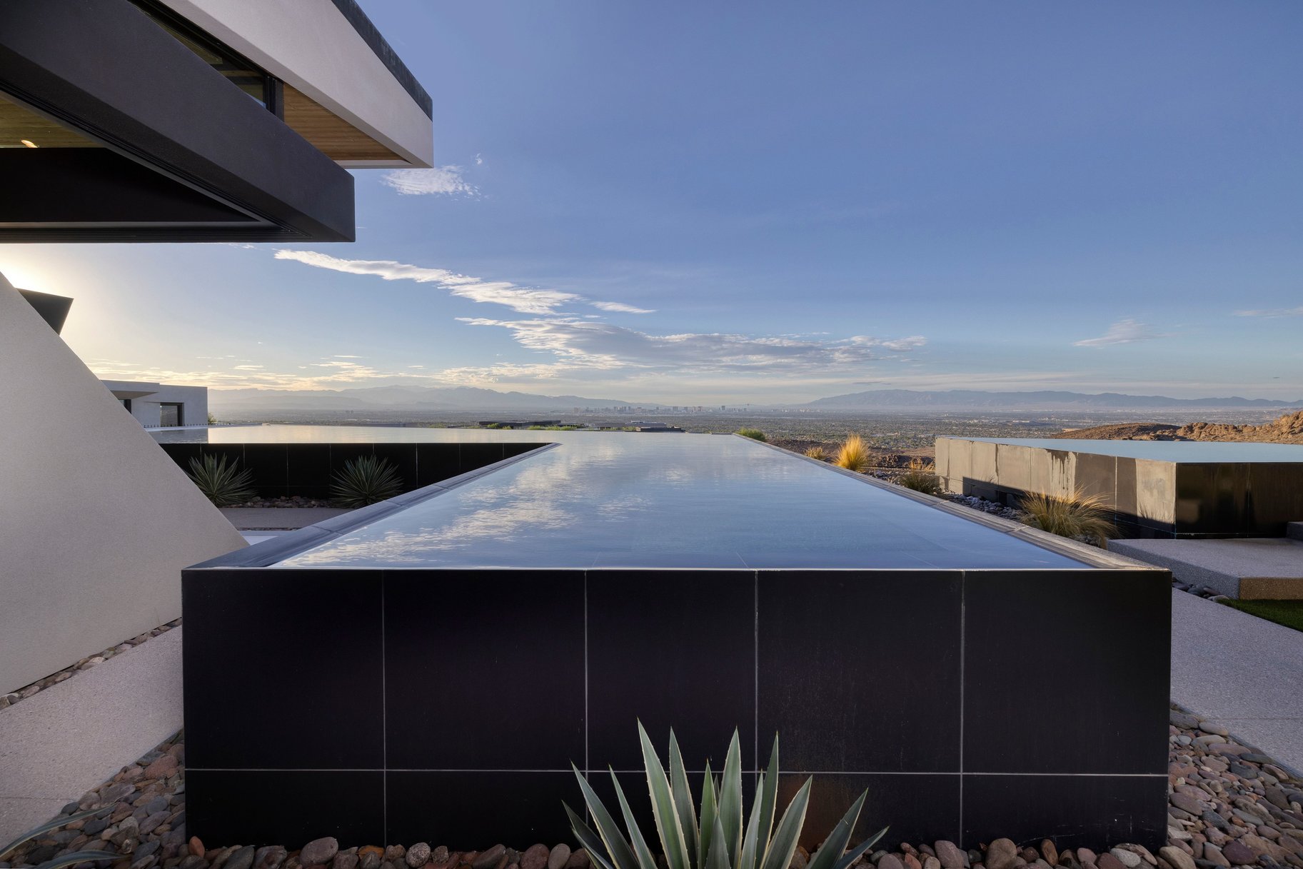  Exceptional Single Level Blue Heron Custom Home - 物件實景