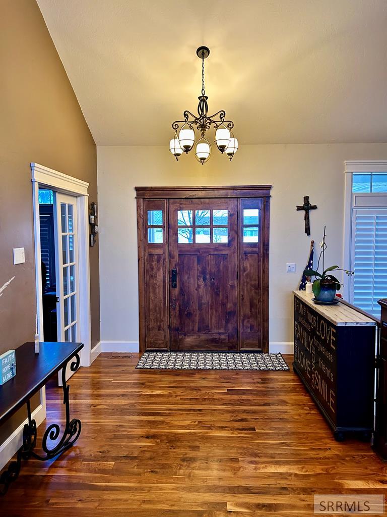 IDAHO FALLS, Idaho, 83404, United States, 4 Bedrooms Bedrooms, ,3 BathroomsBathrooms,Residential,For Sale,1873456