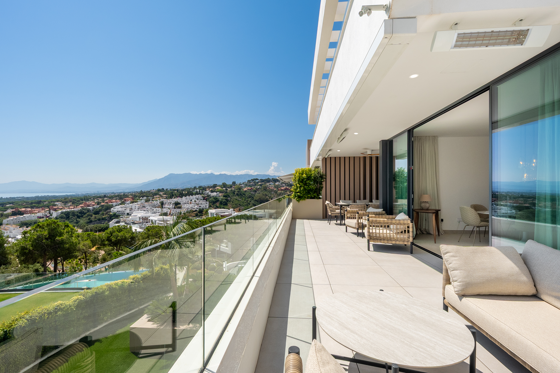  Contemporary apartment with panoramic sea views in Cabopino, Marbella - 物件實景