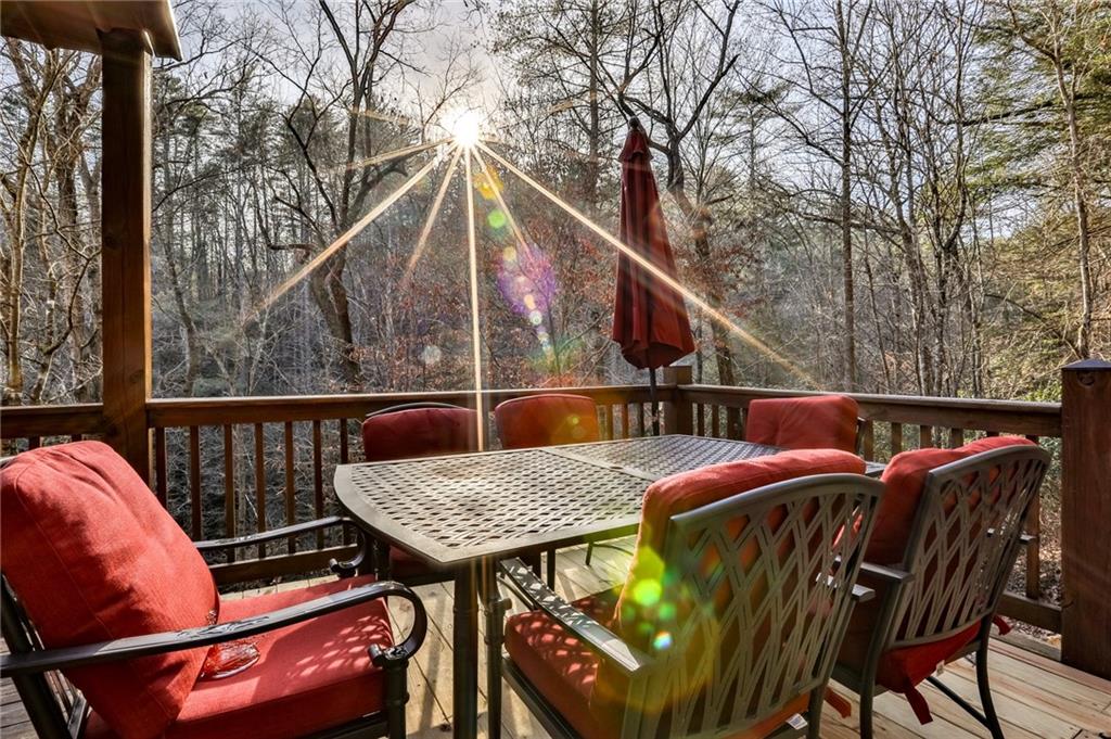 Ellijay, Georgia, 30540, United States, 3 Bedrooms Bedrooms, ,3 BathroomsBathrooms,Residential,For Sale,1923913