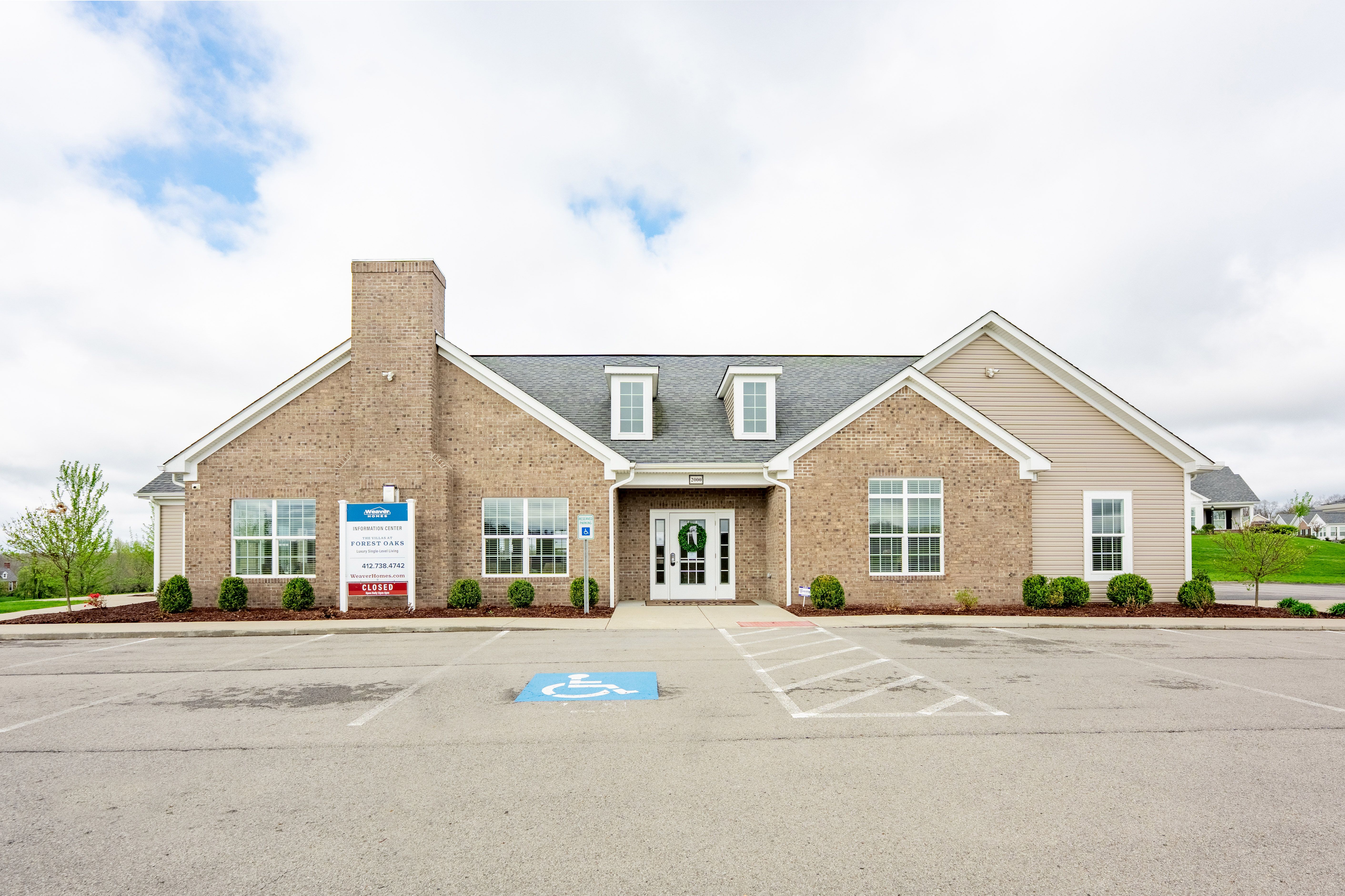  2003 South Links Avenue - 物件實景