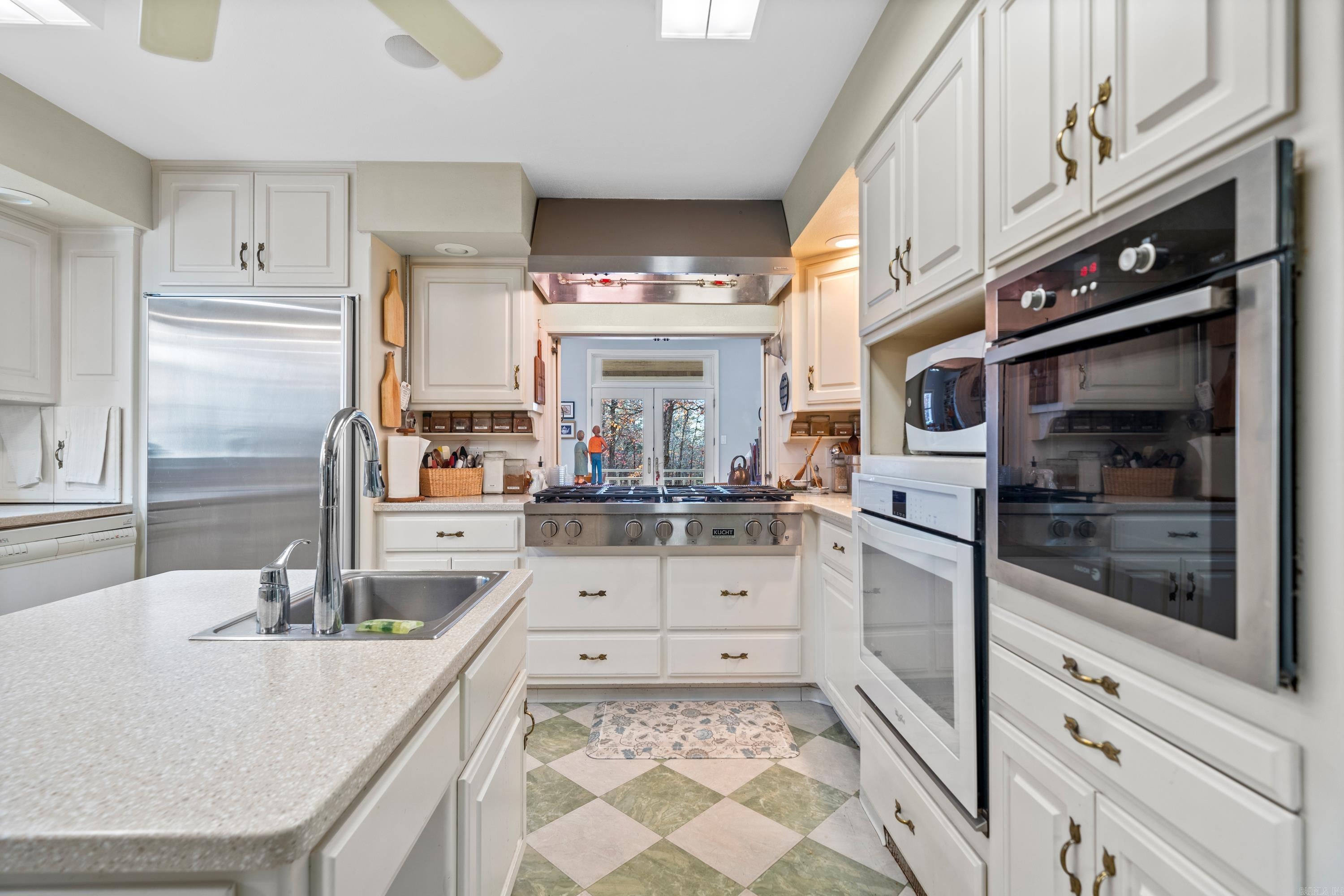 Jessieville, Arkansas, 71949, United States, 10 Bedrooms Bedrooms, ,11 BathroomsBathrooms,Residential,For Sale,2008593