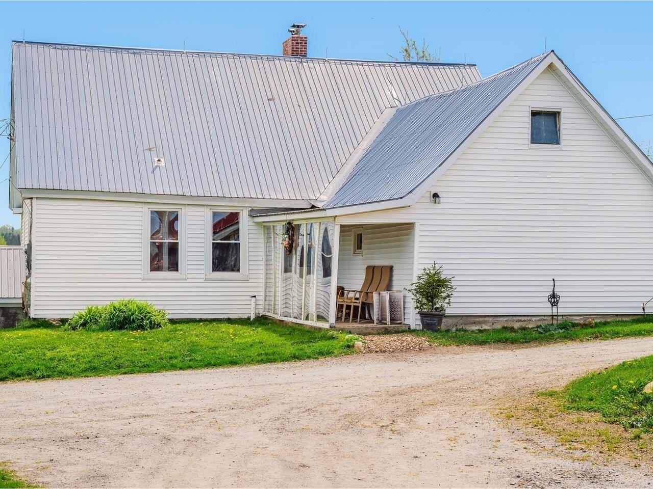 Washington, Vermont, 05675, United States, 3 Bedrooms Bedrooms, ,1 BathroomBathrooms,Residential,For Sale,1827981