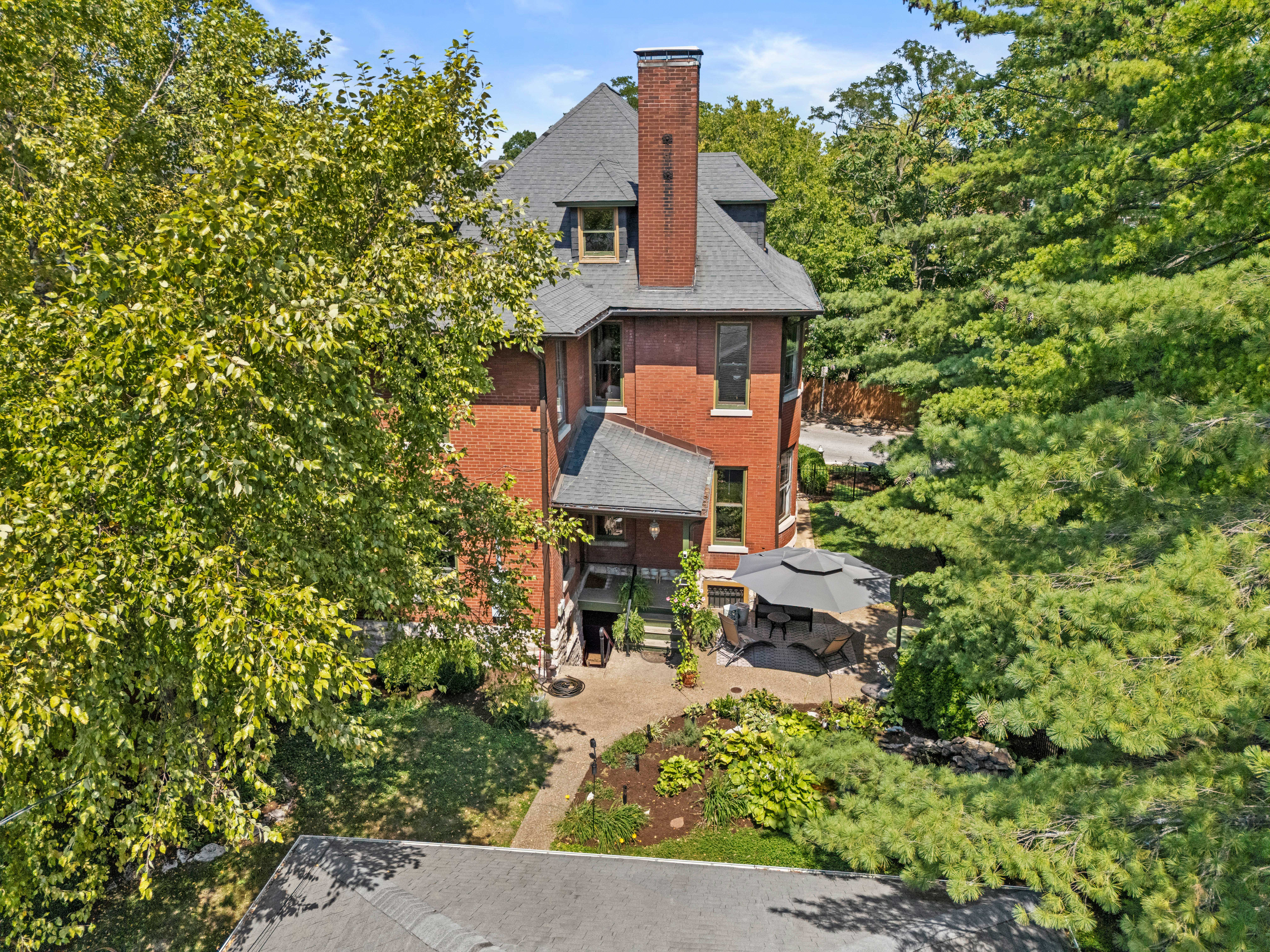  19th-Century Victorian in Compton Heights - 物件實景