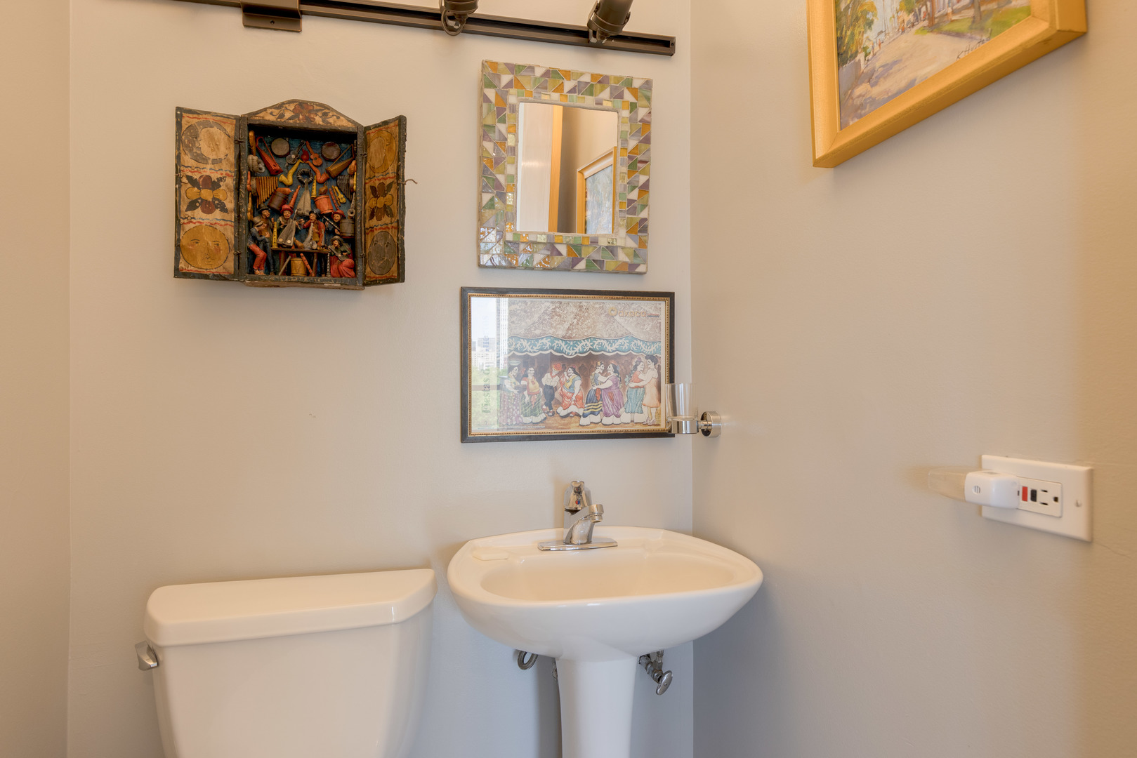 Chicago, Illinois, 60614, United States, 2 Bedrooms Bedrooms, ,3 BathroomsBathrooms,Residential,For Sale,1901685
