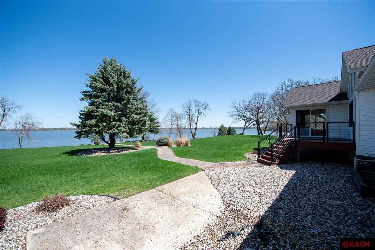 Lake Crystal, Minnesota, 56055, United States, 4 Bedrooms Bedrooms, ,3 BathroomsBathrooms,Residential,For Sale,1798331