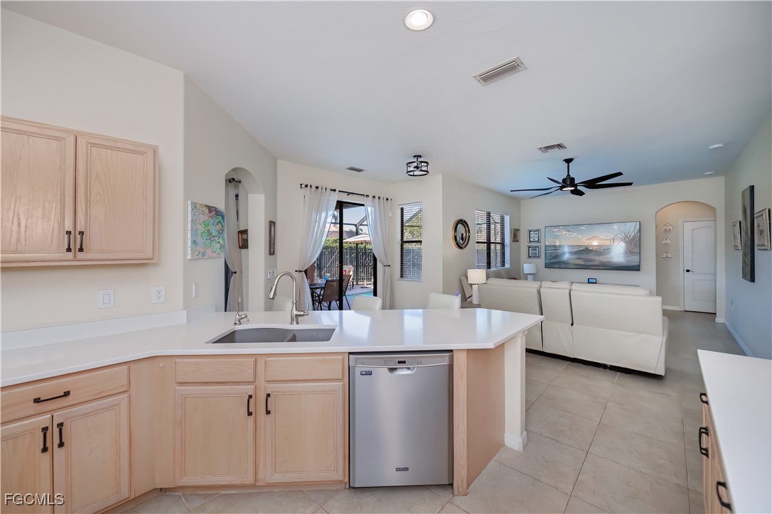 Fort Myers, Florida, 33913, United States, 4 Bedrooms Bedrooms, ,3 BathroomsBathrooms,Residential,For Sale,2006345