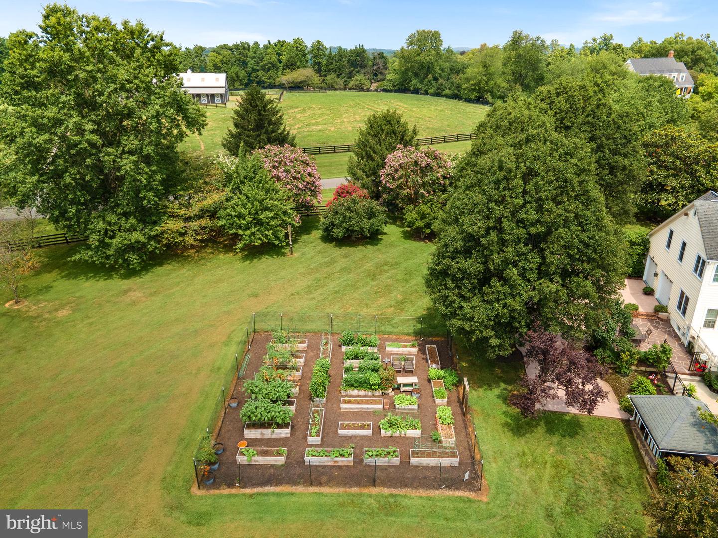 Waterford, Virginia, 20197, United States, 5 Bedrooms Bedrooms, ,4 BathroomsBathrooms,Residential,For Sale,1940957