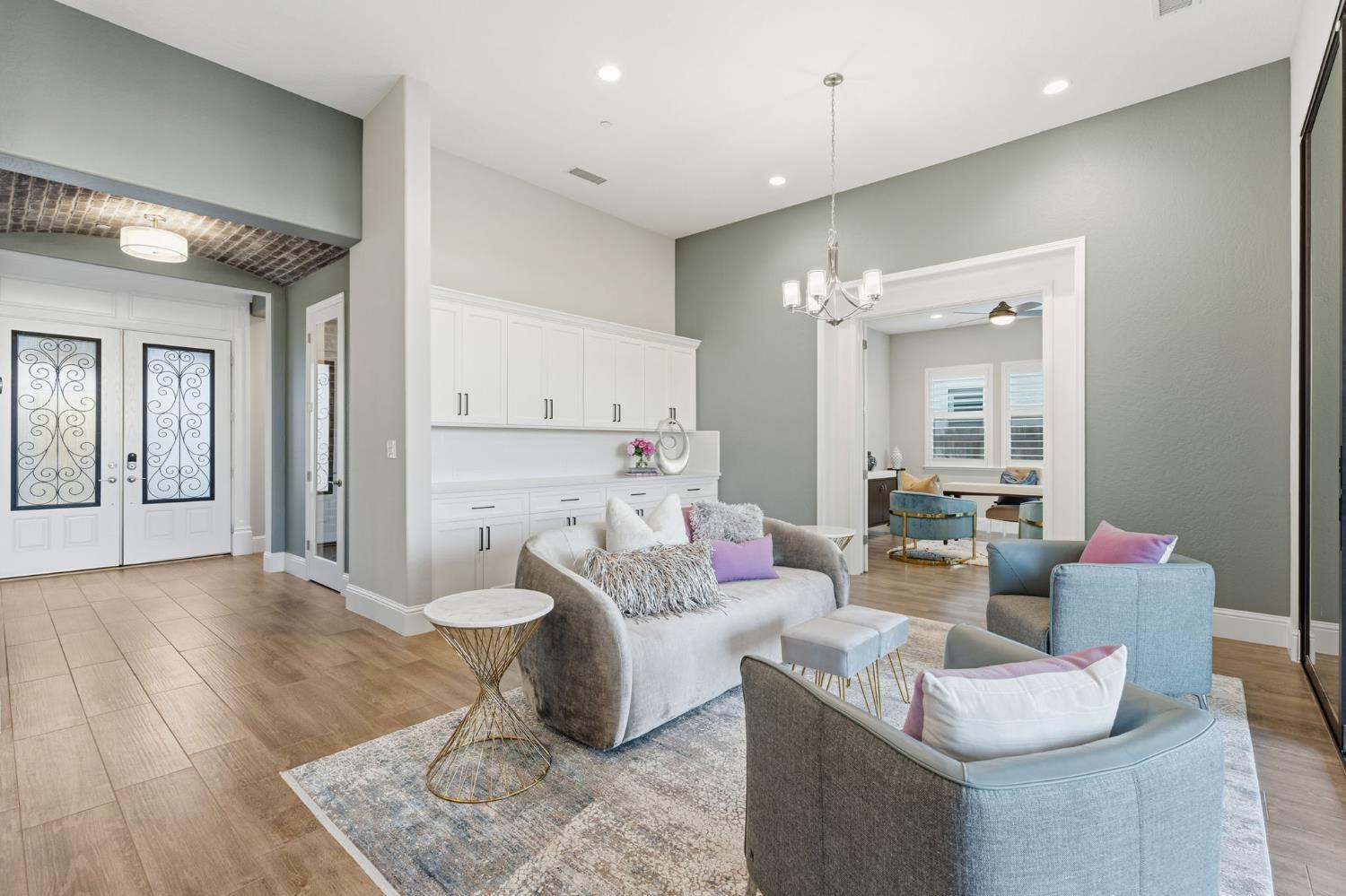 Clovis, California, 93619, United States, 4 Bedrooms Bedrooms, ,4 BathroomsBathrooms,Residential,For Sale,2010816