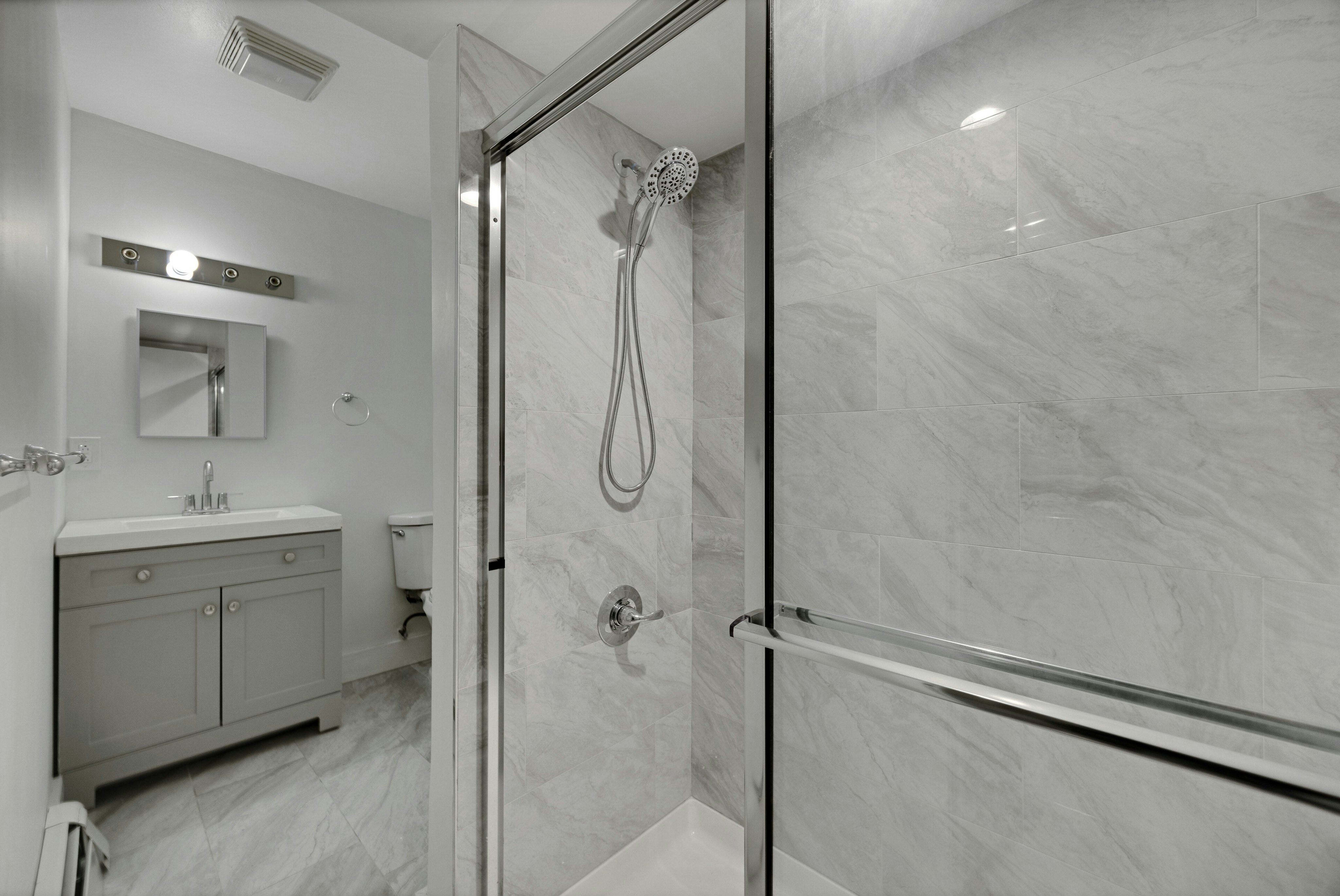  2413 Hammett Avenue, Fort Lee, NJ 07024 - 物件實景