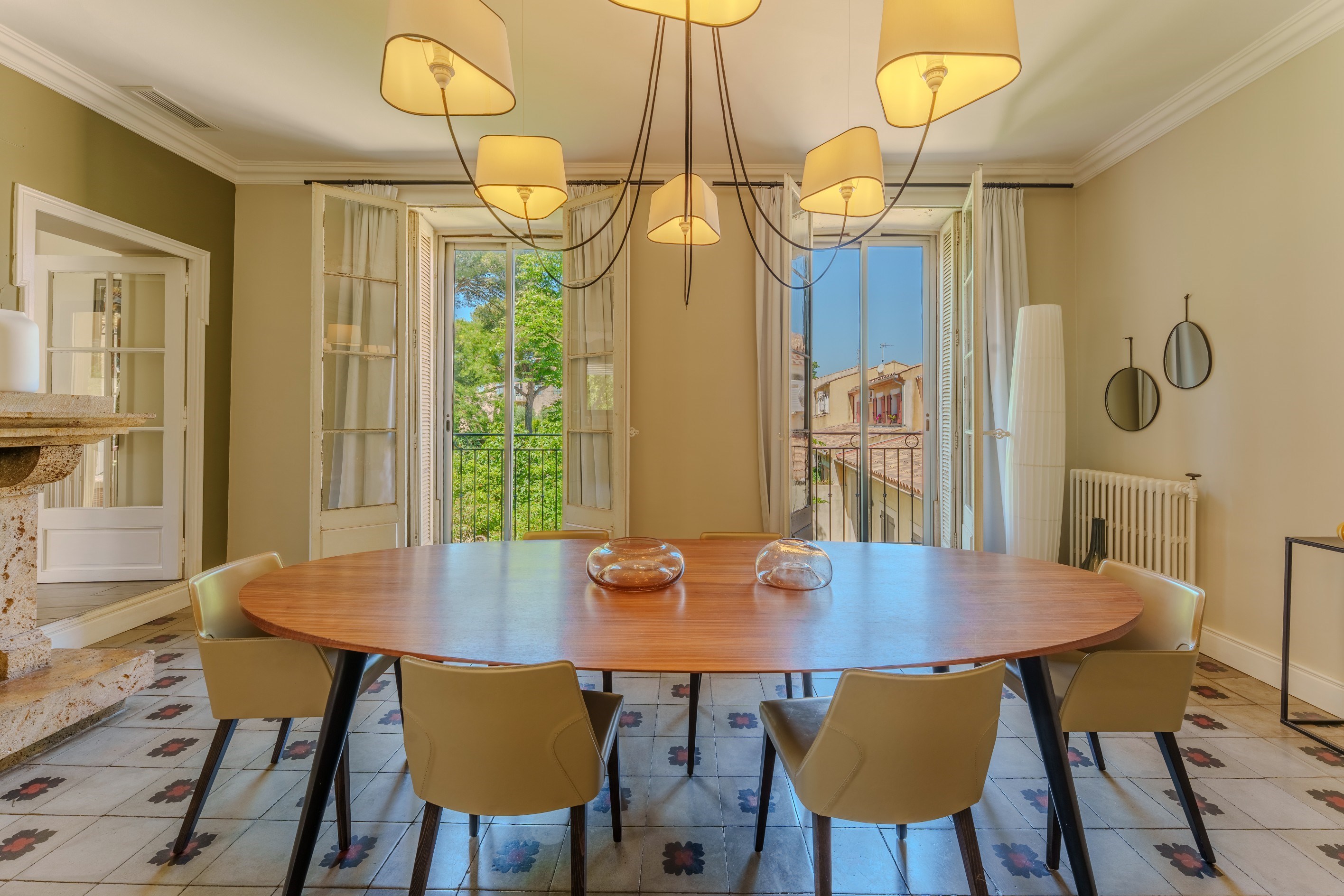  Refined Bourgeois Residence Combining Heritage and Modern Comfort - 物件實景