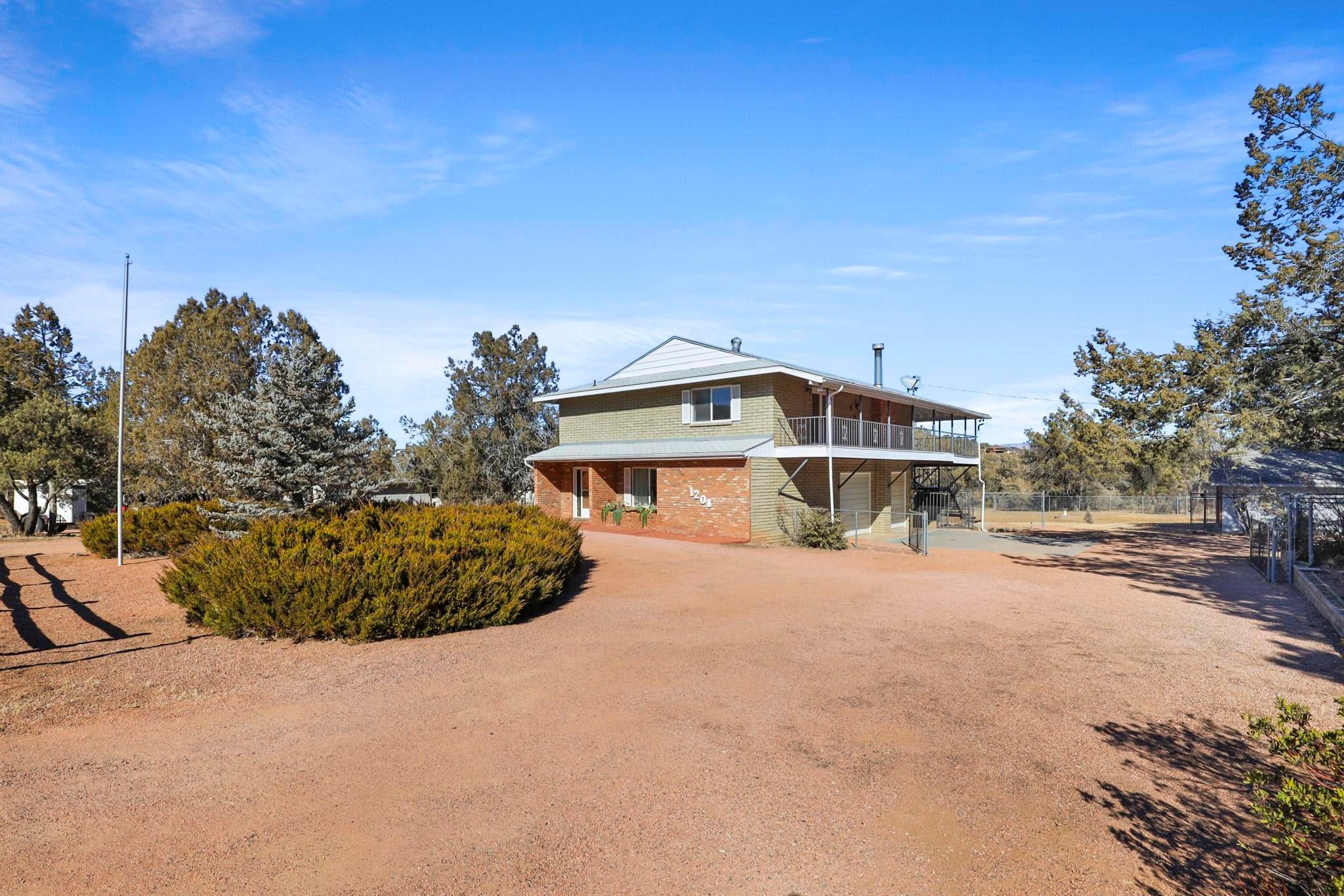 Payson, Arizona, 85541, United States, 2 Bedrooms Bedrooms, ,2 BathroomsBathrooms,Residential,For Sale,1691661