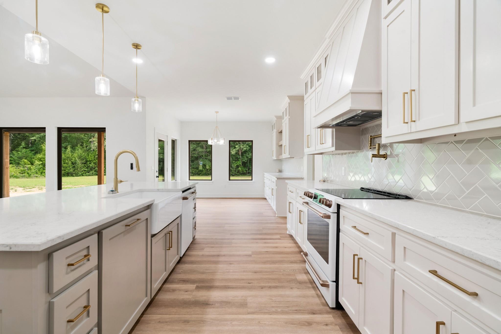 Blossom, Texas, 75416, United States, 4 Bedrooms Bedrooms, ,3 BathroomsBathrooms,Residential,For Sale,2049221