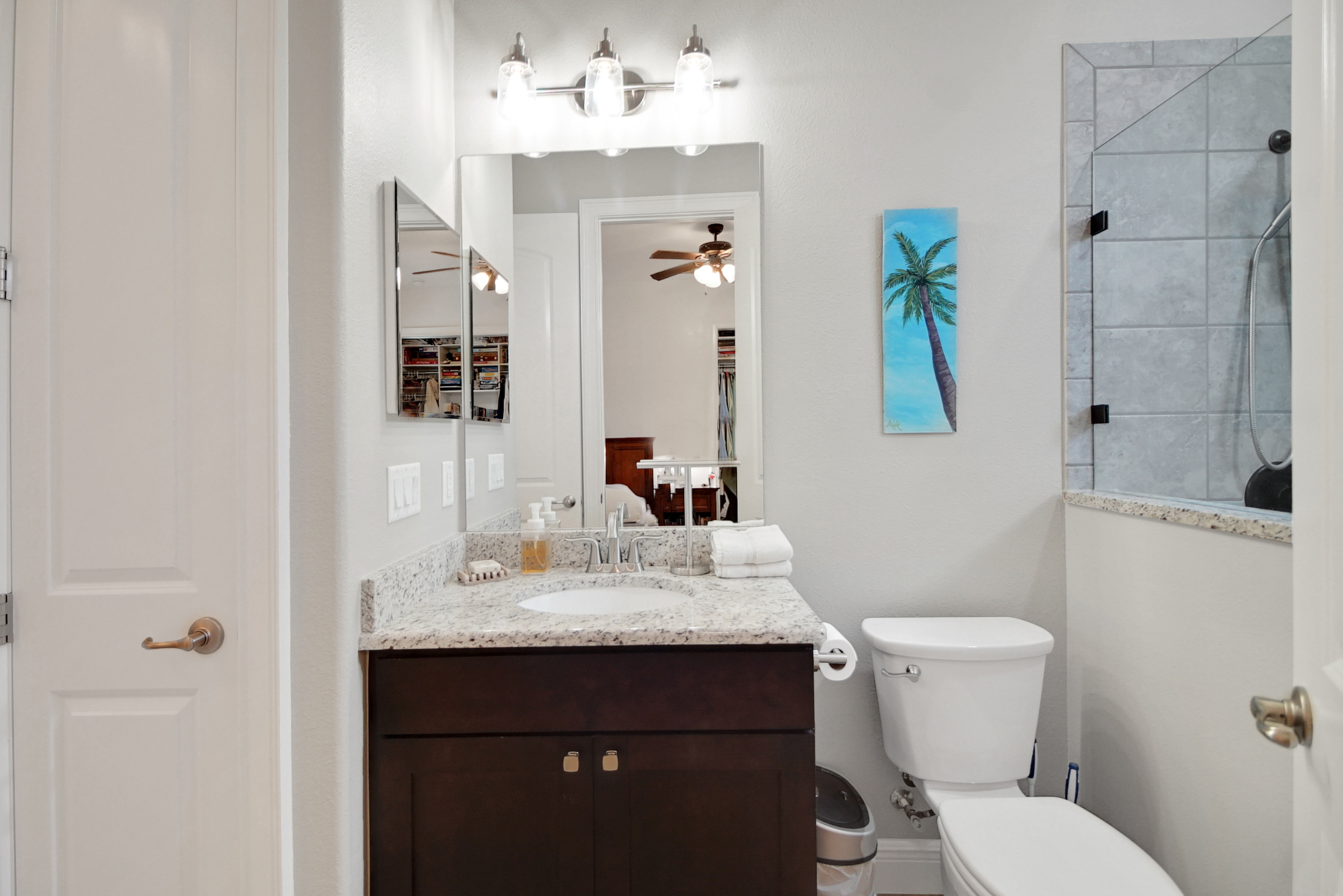 Lady Lake, Florida, 32159, United States, 4 Bedrooms Bedrooms, ,3 BathroomsBathrooms,Residential,For Sale,2005664