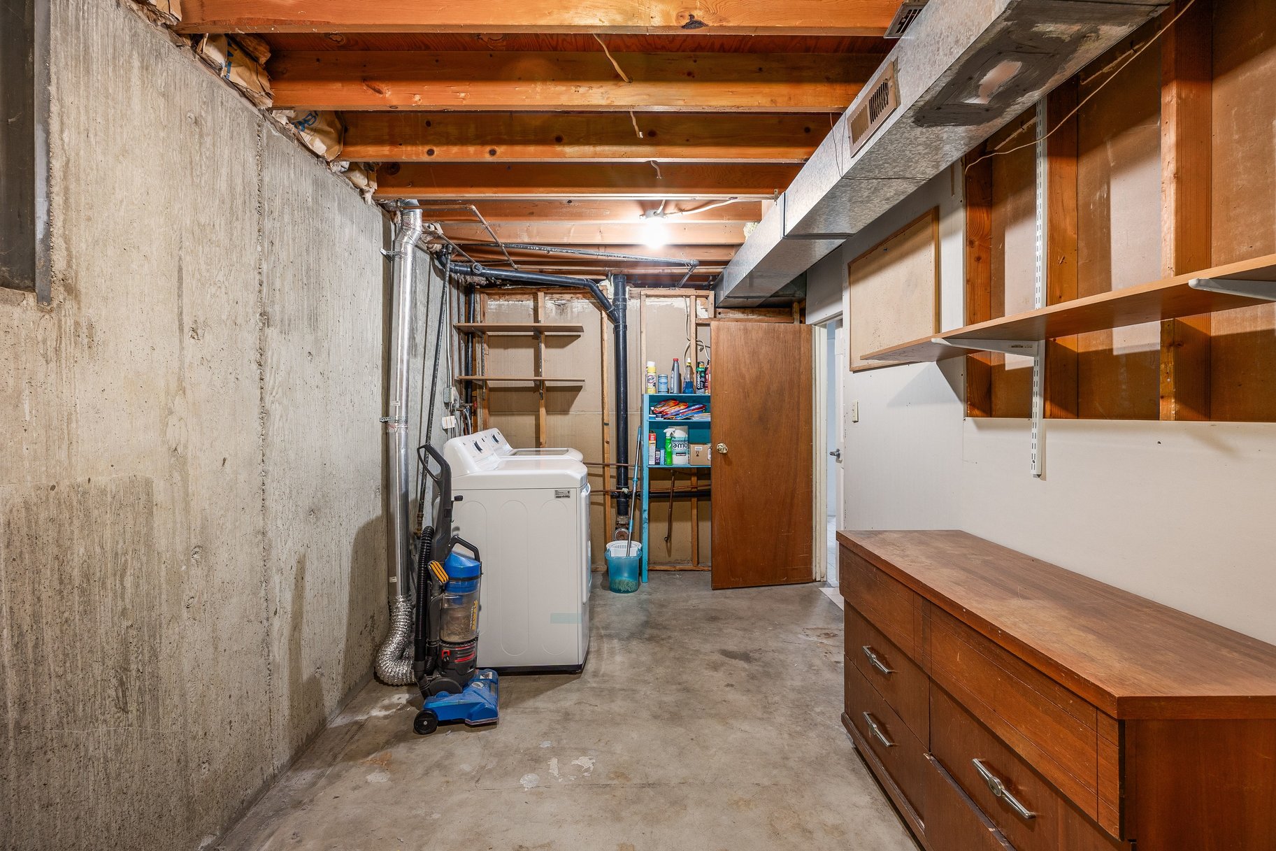  Investor Opportunity in Sandy: Below Market Value, Huge Upside Potential - 物件實景