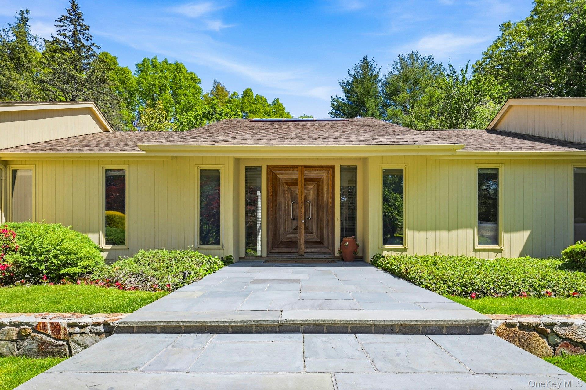  17 Hastings Road, Old Westbury, NY, 11568 - 物件實景