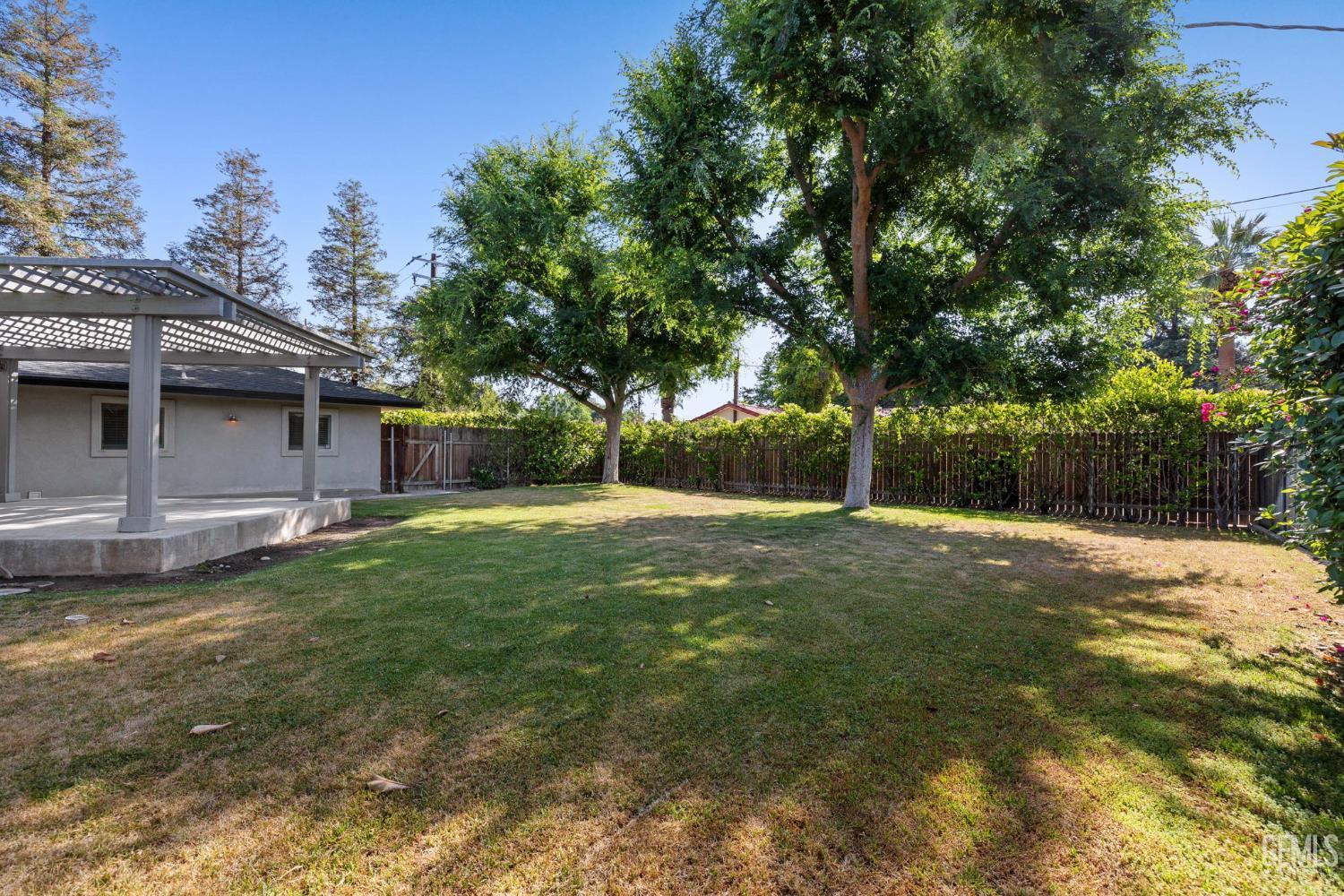Bakersfield, California, 93301, United States, 3 Bedrooms Bedrooms, ,3 BathroomsBathrooms,Residential,For Sale,1819046