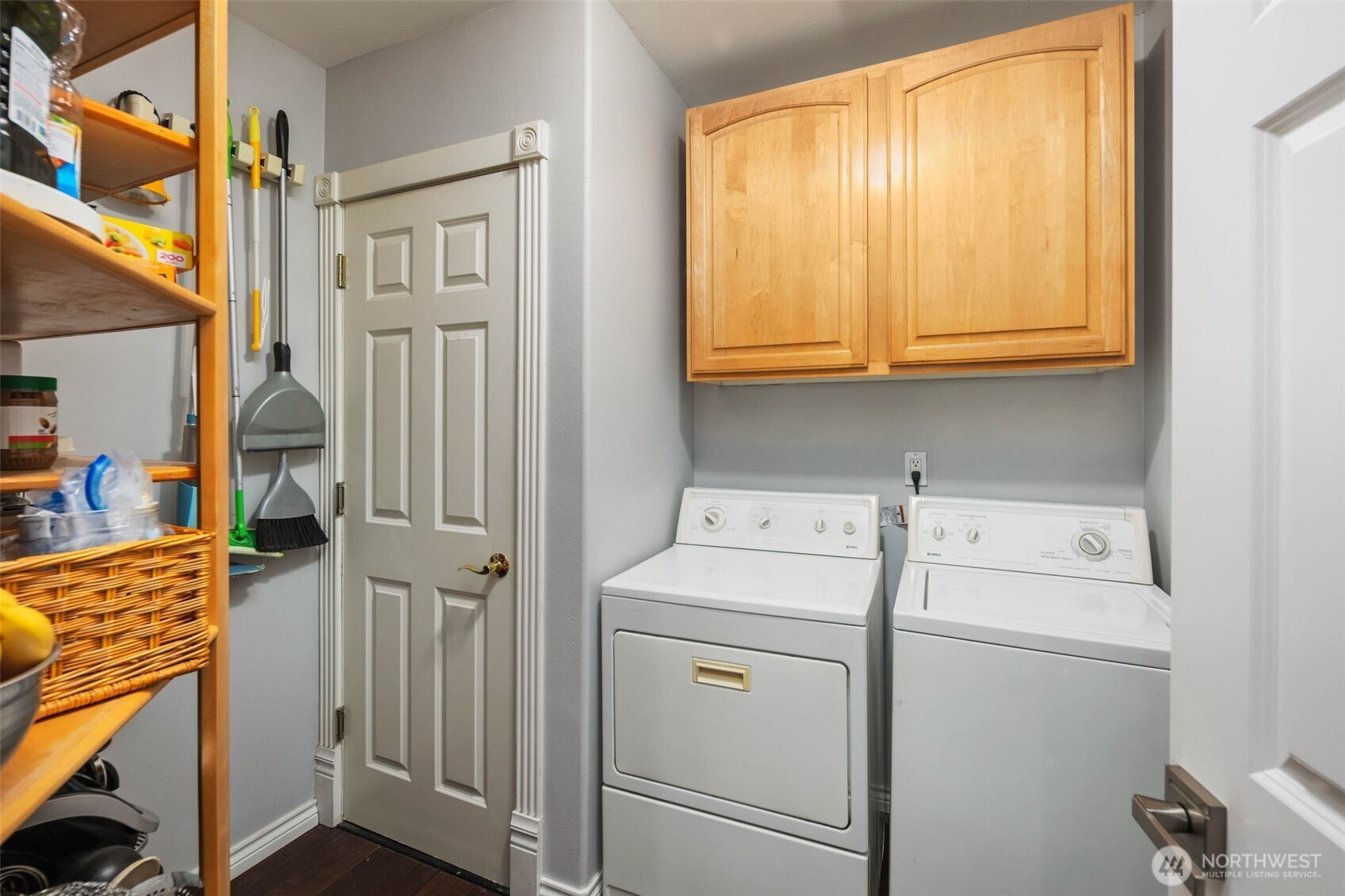 Seattle, Washington, 98116, United States, 2 Bedrooms Bedrooms, ,2 BathroomsBathrooms,Residential,For Sale,1949769