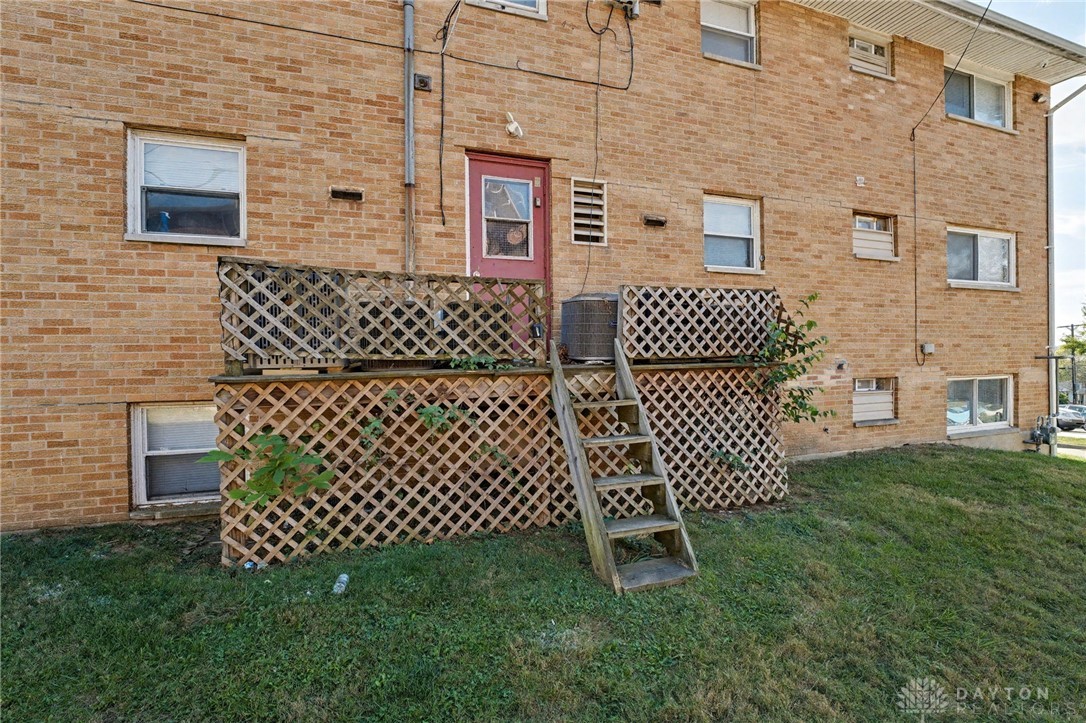 Dayton, Ohio, 45403, United States, 12 Bedrooms Bedrooms, ,6 BathroomsBathrooms,Residential,For Sale,1991543