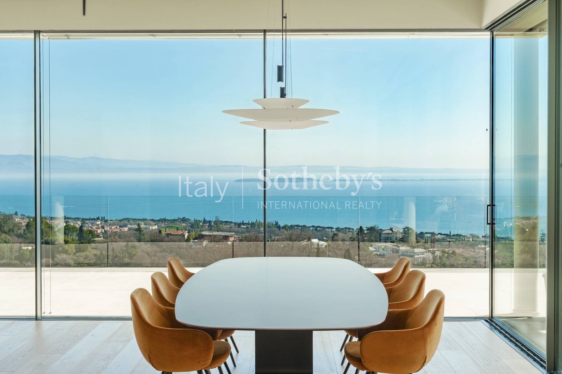  Exclusive Lake Garda Villa with Infinity Pool and Spectacular Views - 物件實景